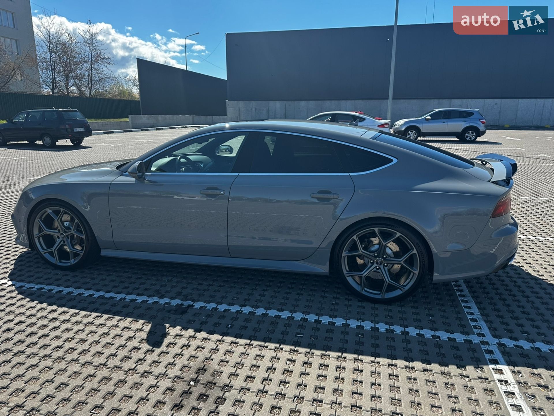 Audi RS7 Sportback 2016 VIN WUAW2AFC5GN904924 фото оголошення 14 з 74
