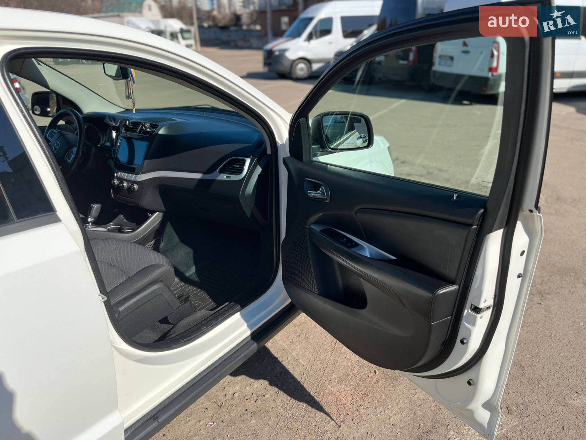 Dodge Journey 2017 VIN 3C4PDCBB8HT675449 фото оголошення 30 з 36