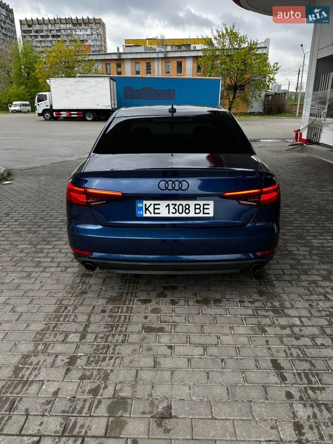 Audi A4 2016 VIN WAUANAF45HN055867 фото оголошення 7 з 23