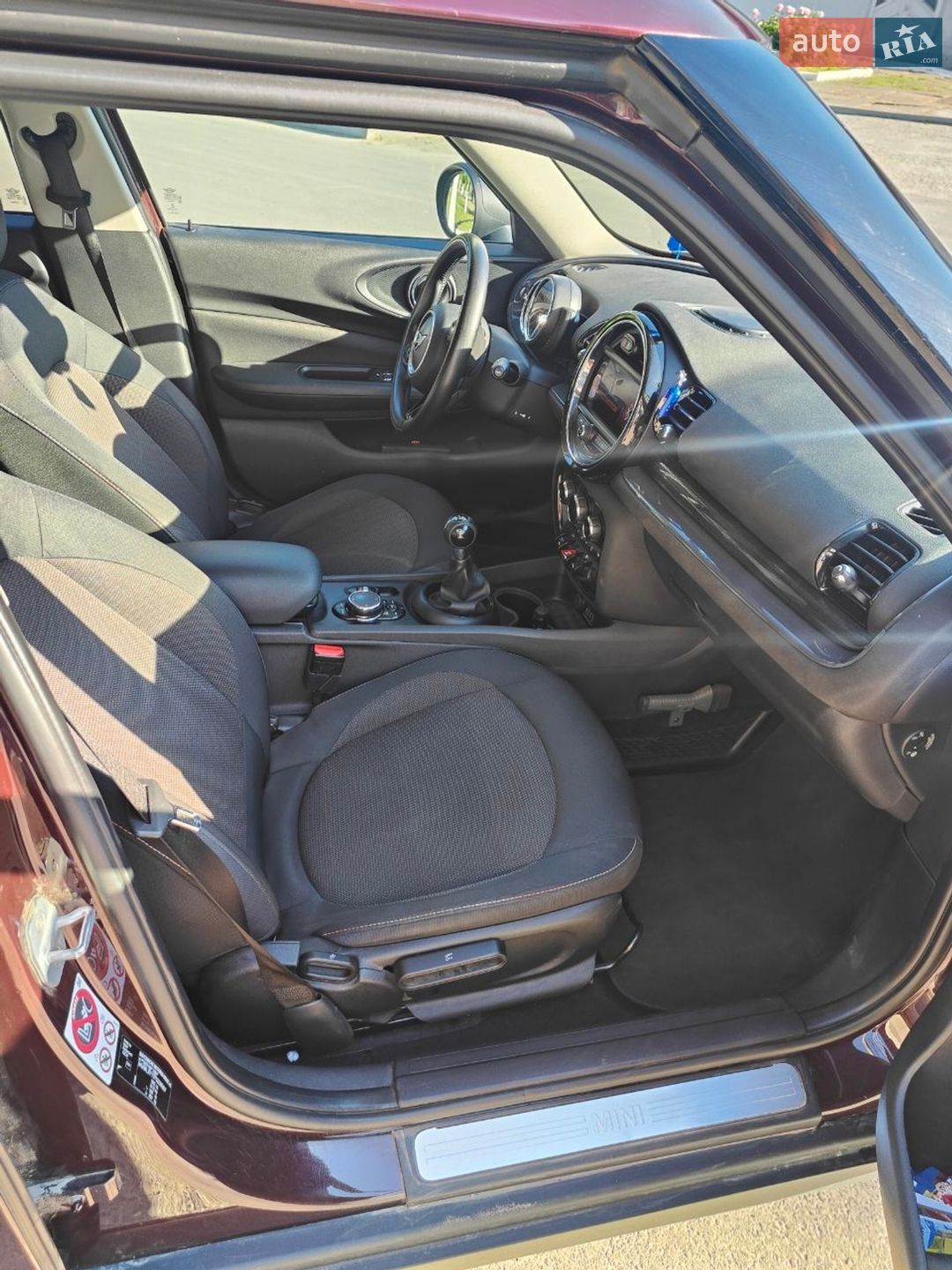 Mini Clubman 2017 VIN WMWLR710702E86997 фото оголошення 18 з 21