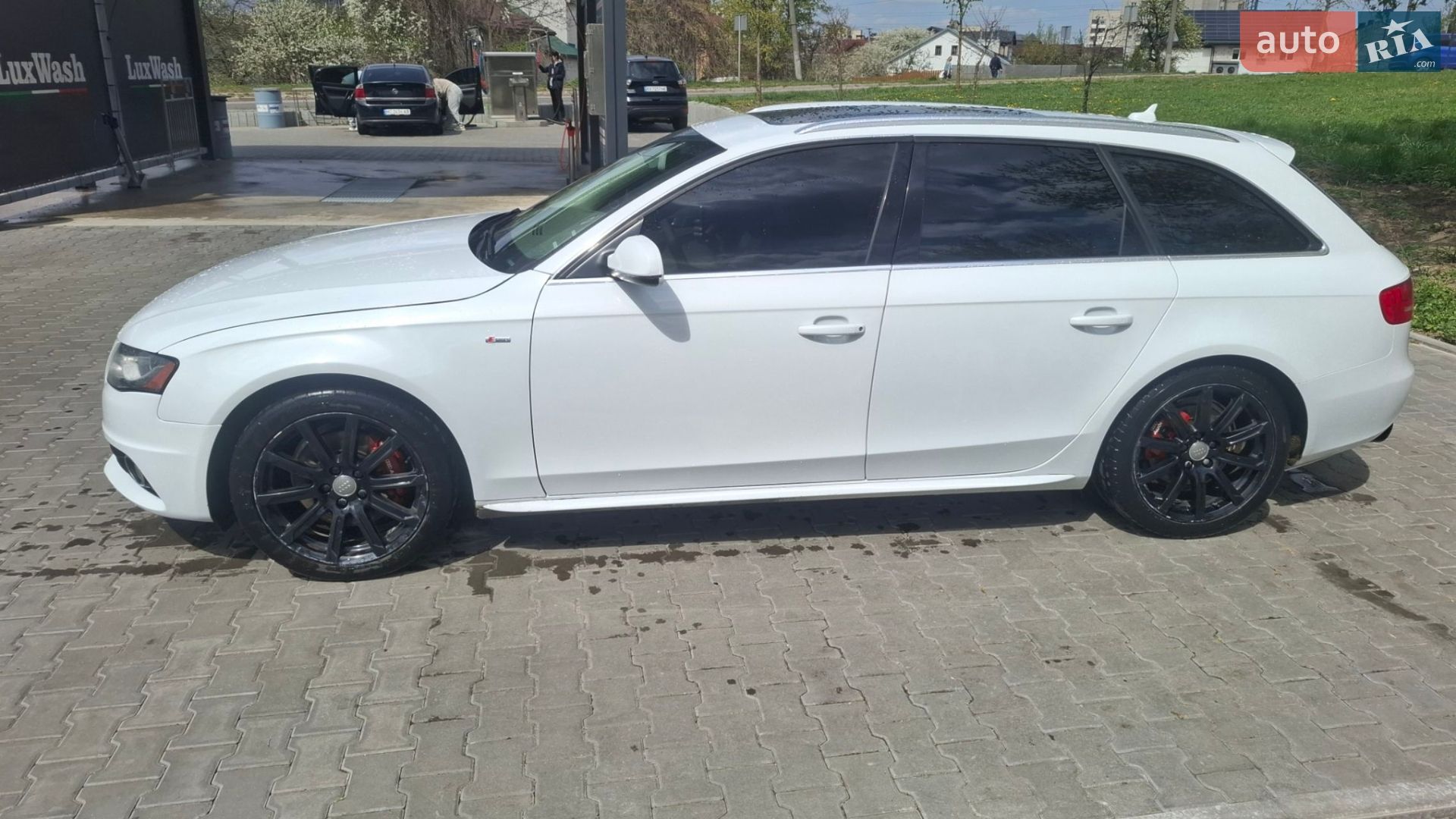 Audi A4 2012 VIN WAUWFAFL2CA113556 фото оголошення 16 з 46
