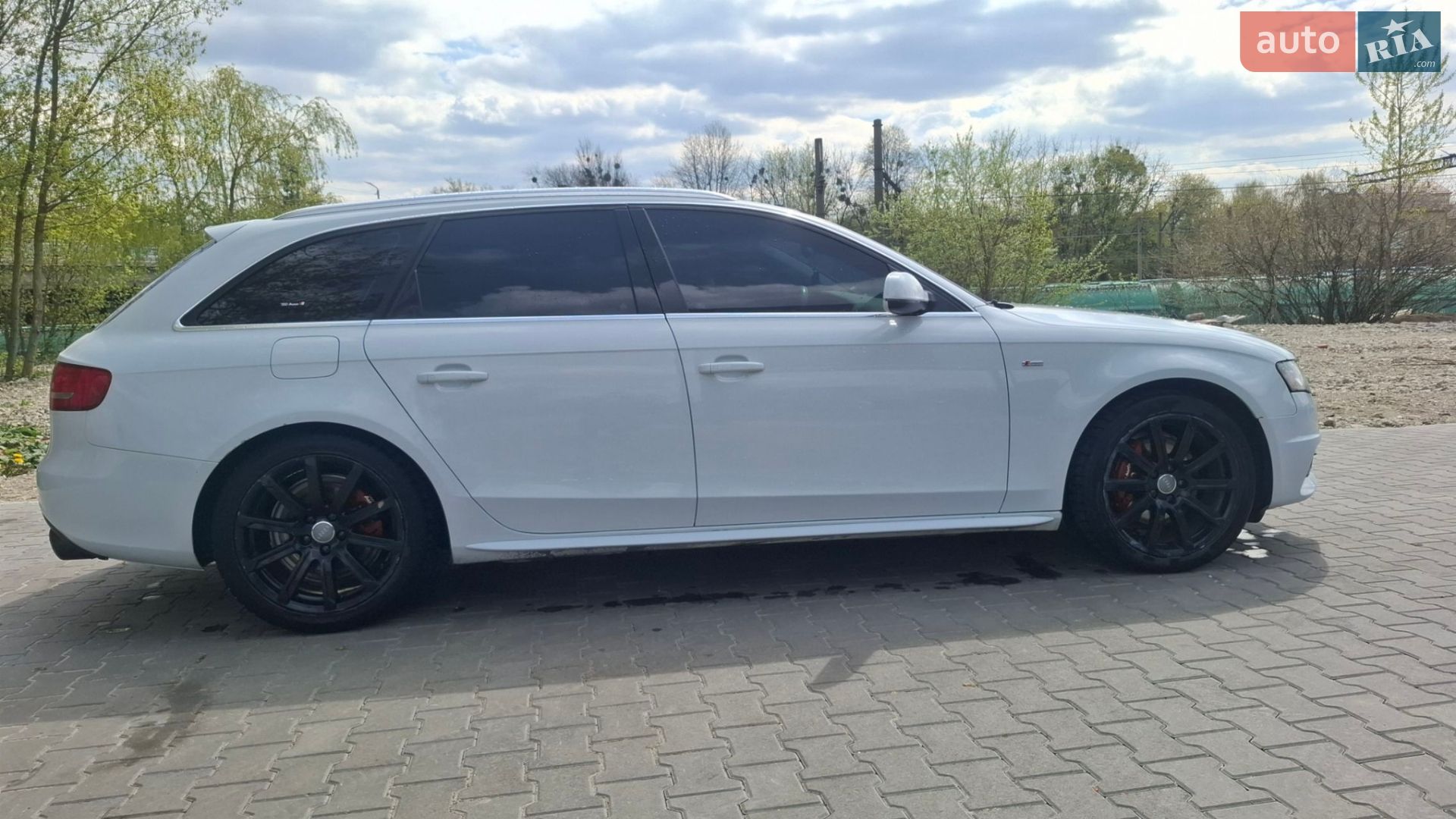 Audi A4 2012 VIN WAUWFAFL2CA113556 фото оголошення 9 з 46