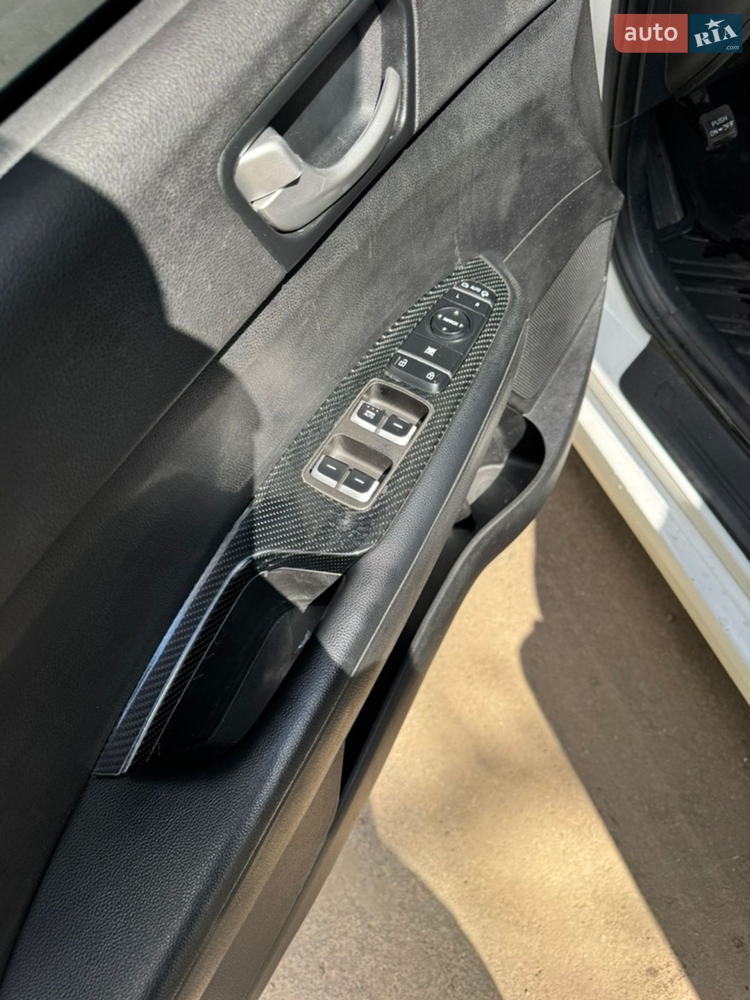 Kia K5 2015 VIN KNAGU416BGA023272 фото оголошення 2 з 19