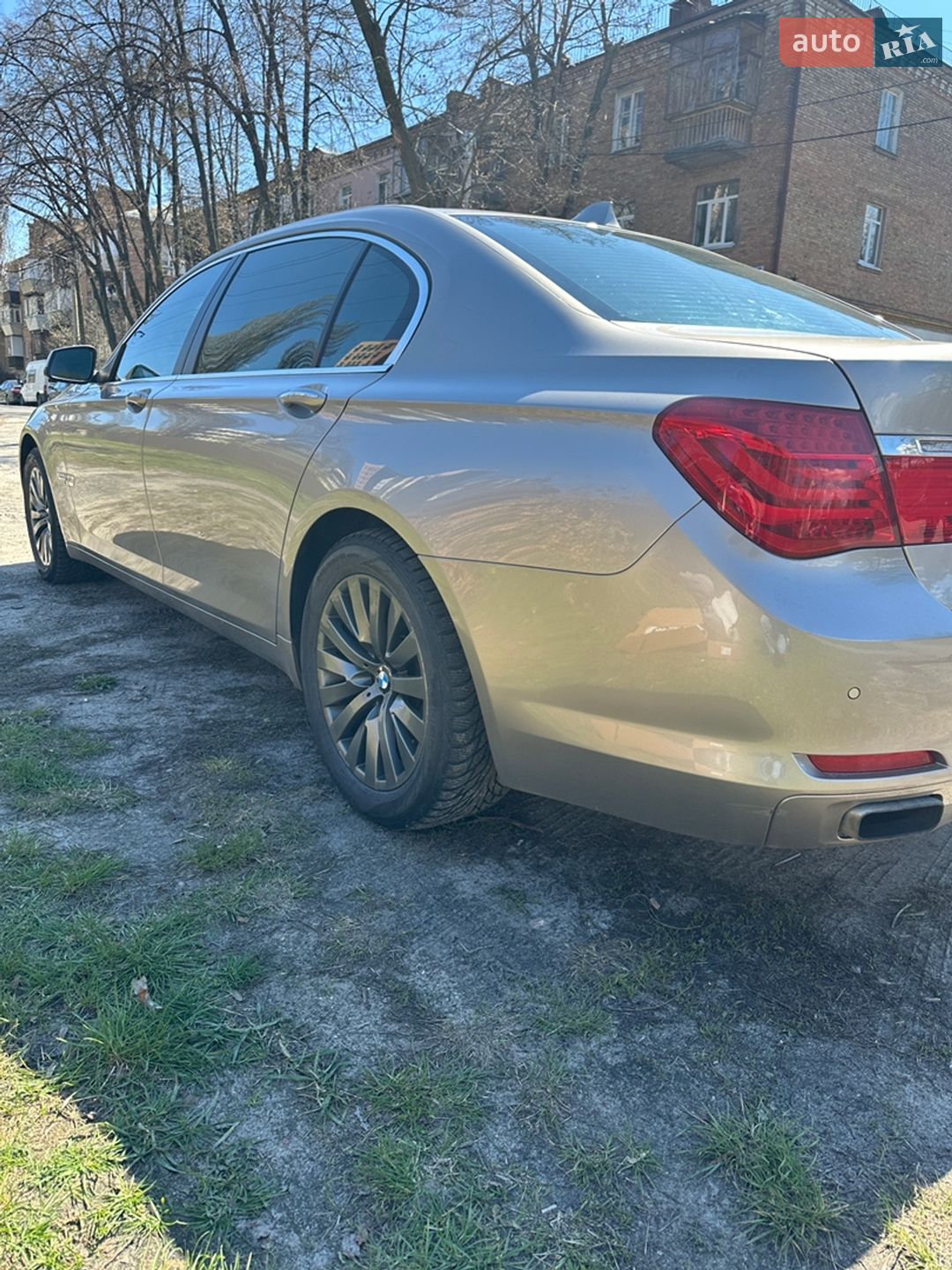BMW 7 Series 2011 VIN WBAKC81060C573784 фото оголошення 3 з 46