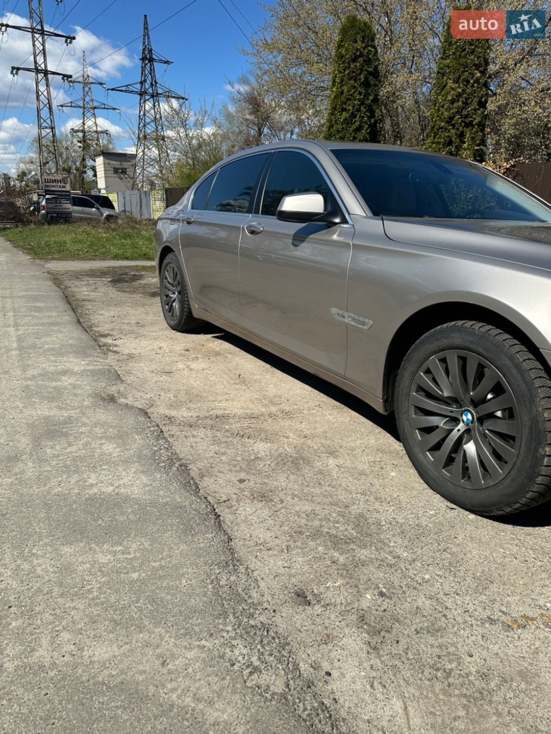 BMW 7 Series 2011 VIN WBAKC81060C573784 фото оголошення 4 з 46