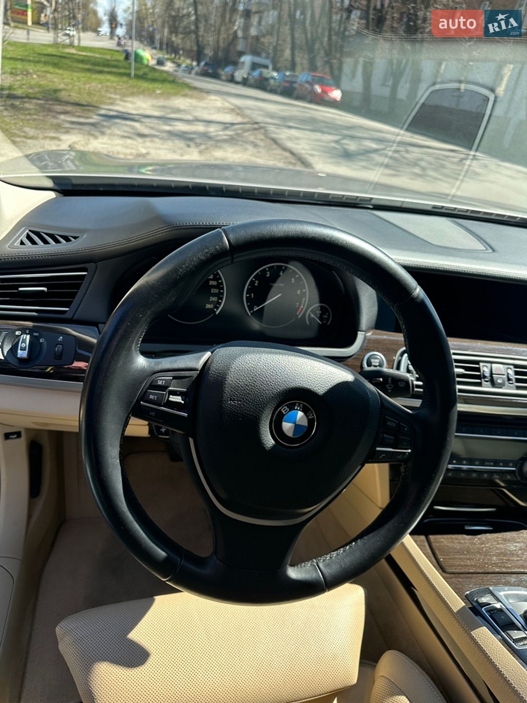 BMW 7 Series 2011 VIN WBAKC81060C573784 фото оголошення 10 з 46
