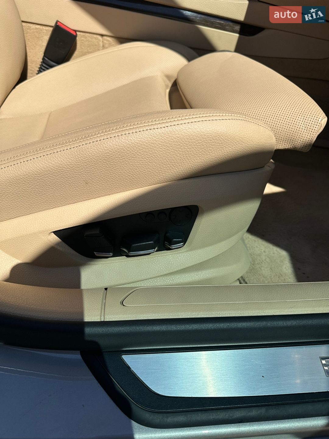 BMW 7 Series 2011 VIN WBAKC81060C573784 фото оголошення 24 з 46