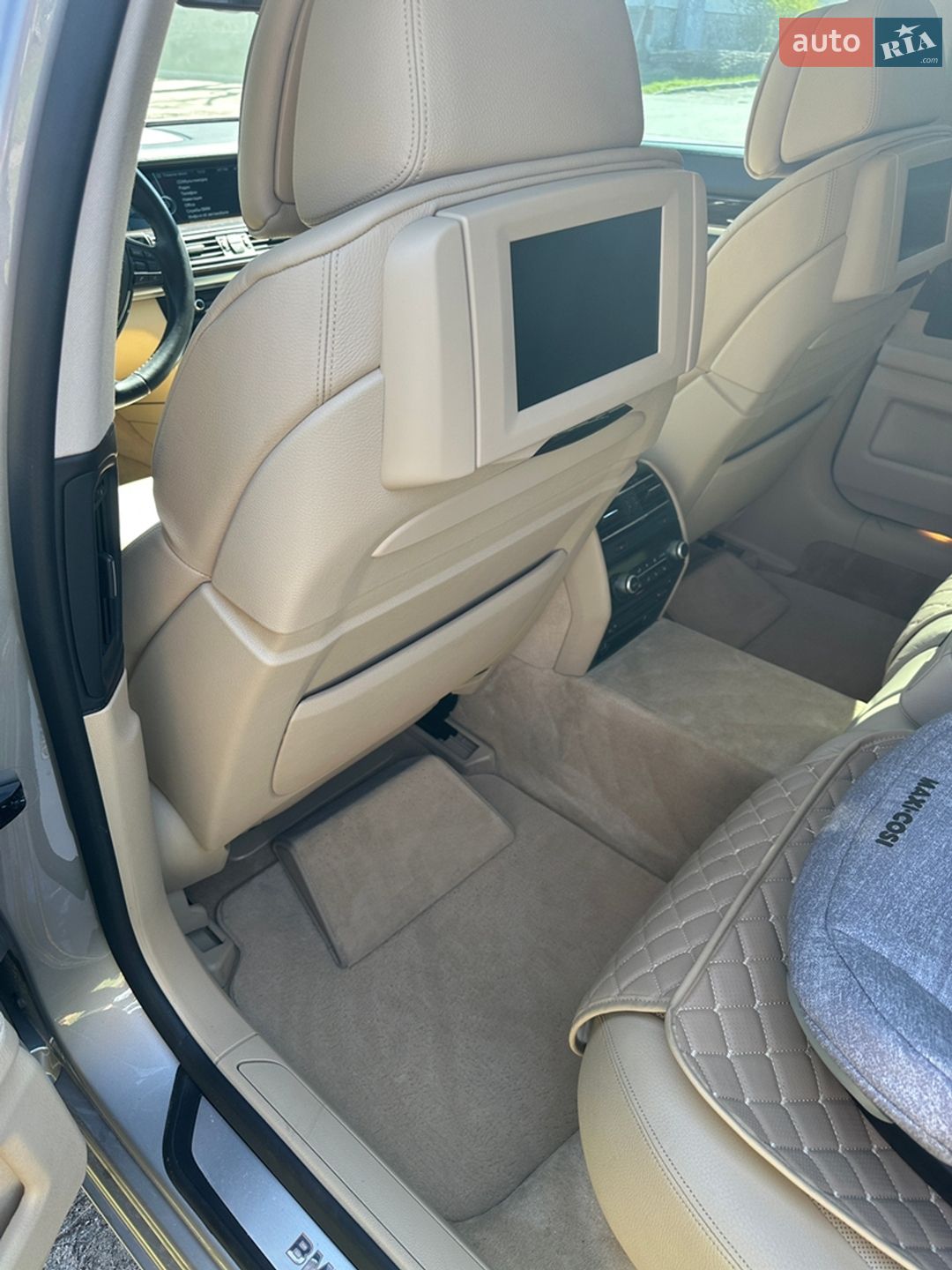 BMW 7 Series 2011 VIN WBAKC81060C573784 фото оголошення 31 з 46