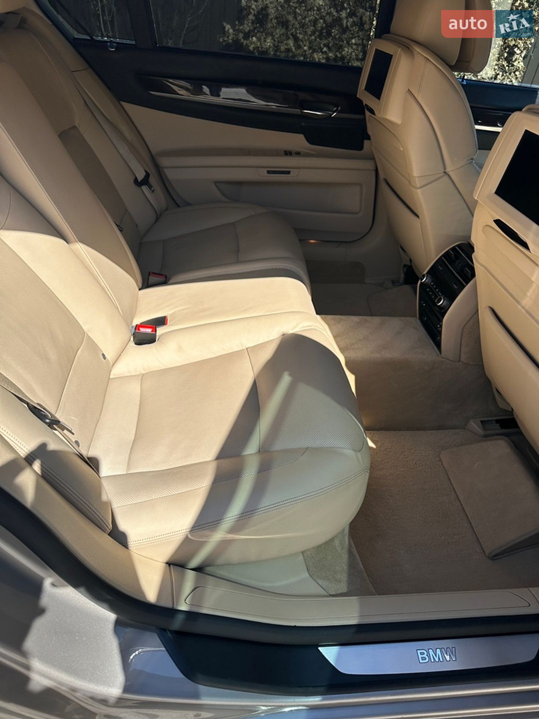 BMW 7 Series 2011 VIN WBAKC81060C573784 фото оголошення 38 з 46