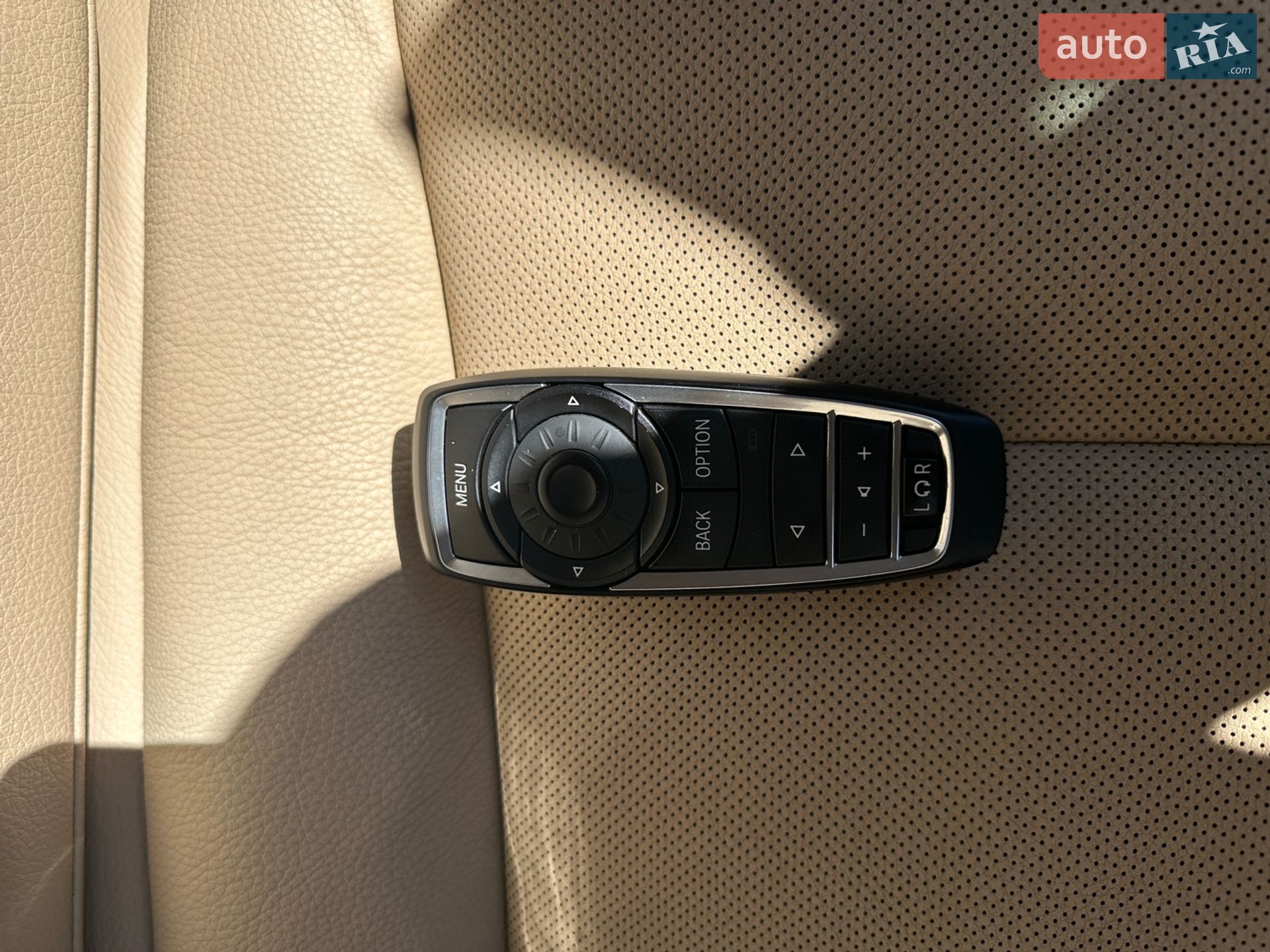 BMW 7 Series 2011 VIN WBAKC81060C573784 фото оголошення 43 з 46