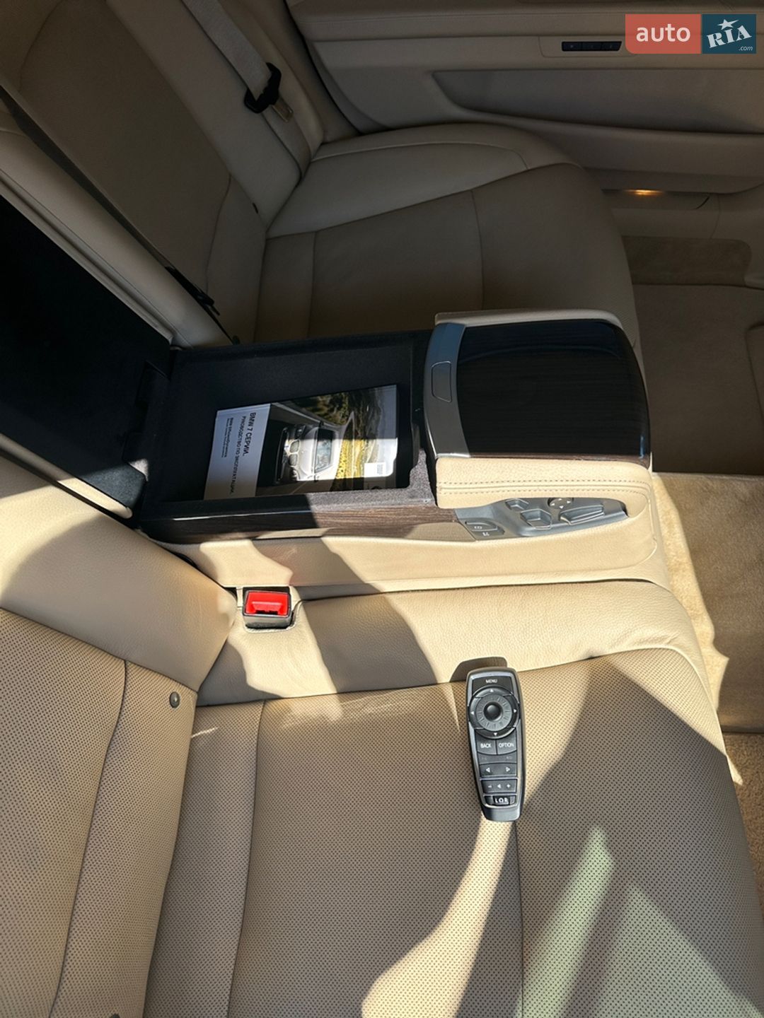 BMW 7 Series 2011 VIN WBAKC81060C573784 фото оголошення 44 з 46
