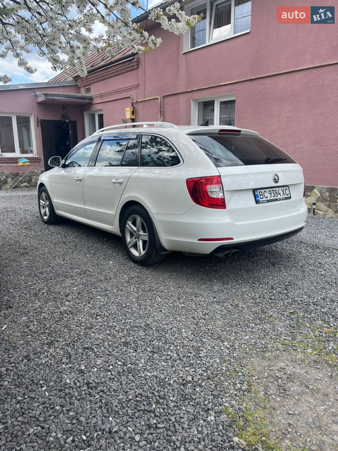Skoda Superb 2013 VIN TMBJE73T4E9031565 фото оголошення 3 з 12