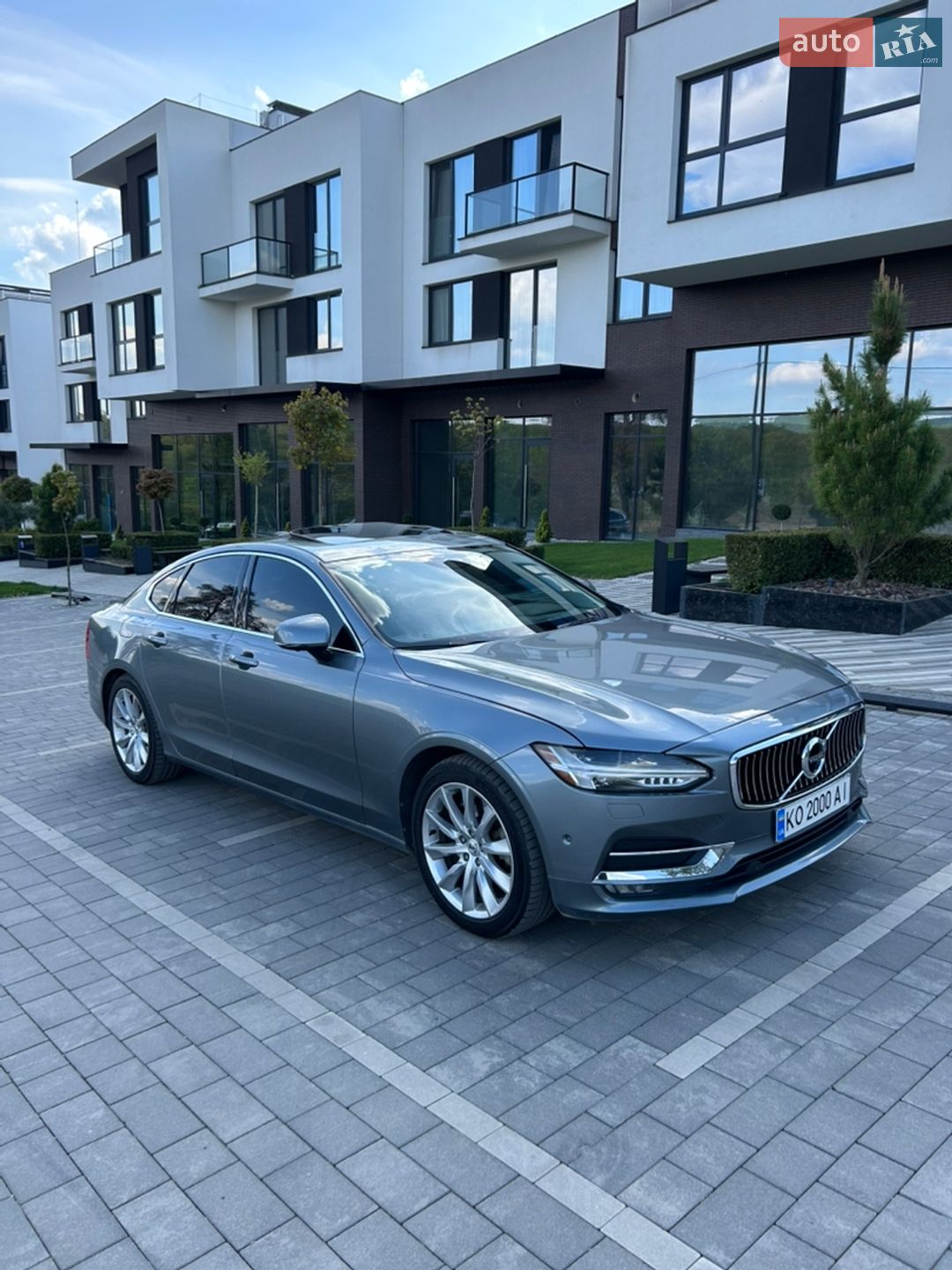 Volvo S90 2016 VIN YV1A22MK9H1006031 фото оголошення 12 з 48