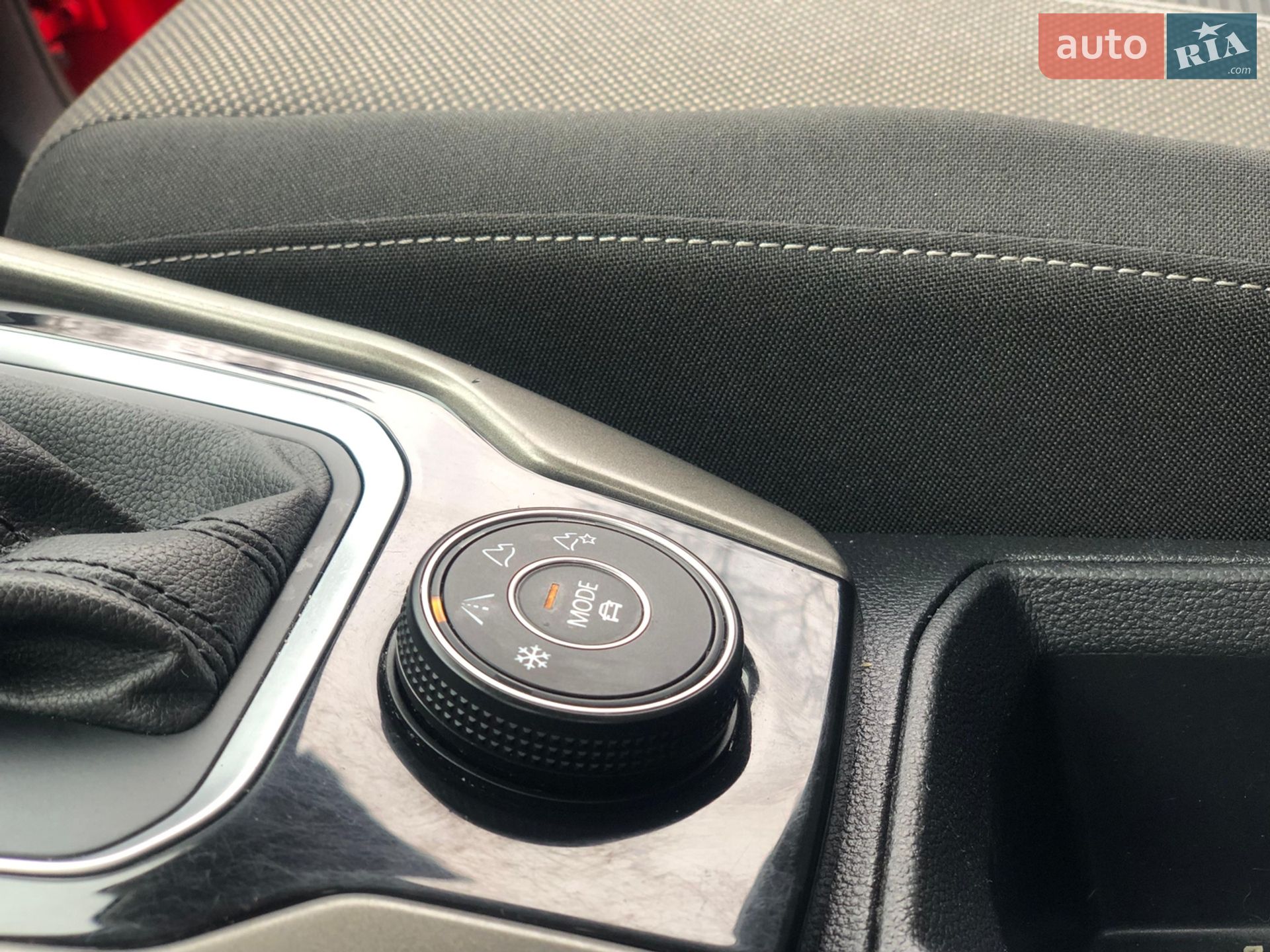 Volkswagen T-Roc 2020 VIN WVGZZZA1ZMV027043 фото оголошення 47 з 79