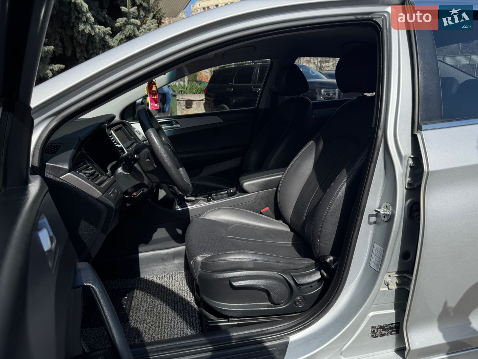 Hyundai Sonata 2018 VIN KMHE341DBKA507827 фото оголошення 9 з 23