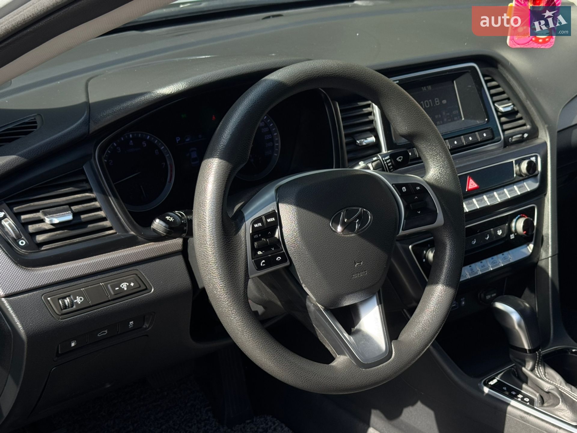 Hyundai Sonata 2018 VIN KMHE341DBKA507827 фото оголошення 11 з 23