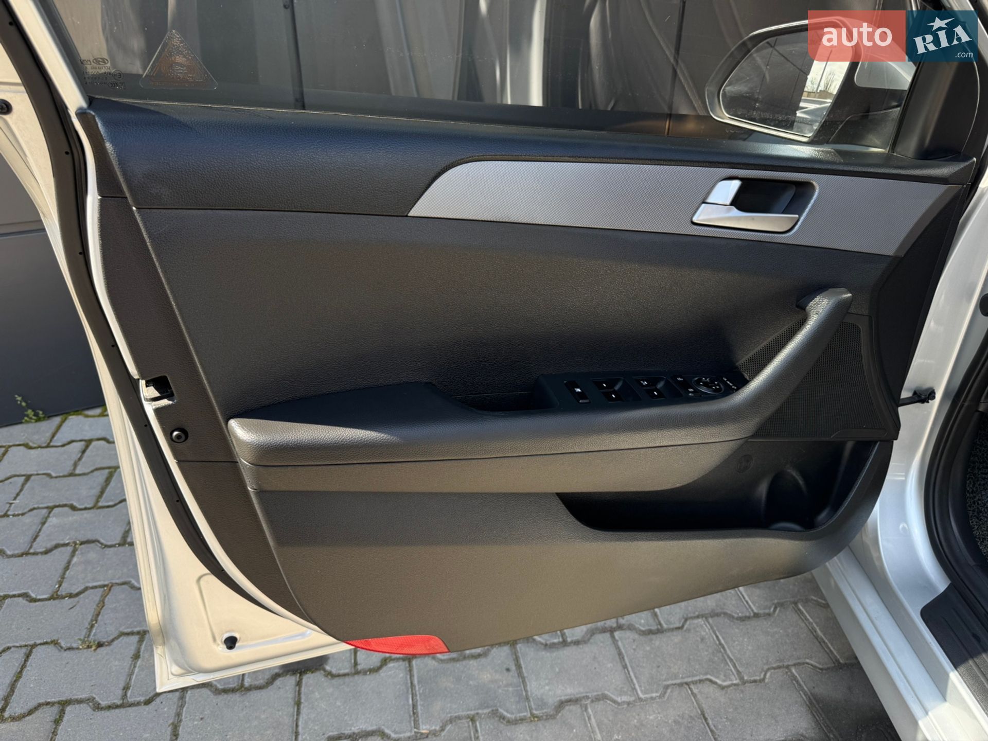 Hyundai Sonata 2018 VIN KMHE341DBKA507827 фото оголошення 8 з 23