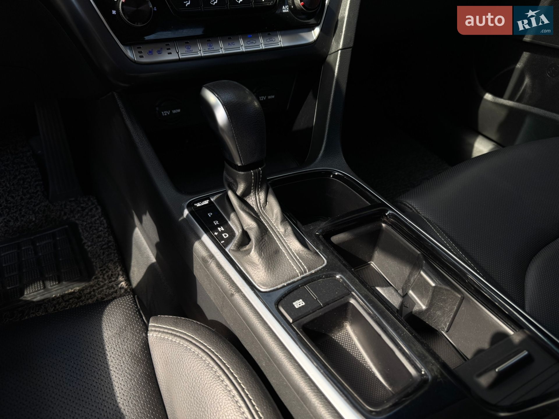 Hyundai Sonata 2018 VIN KMHE341DBKA507827 фото оголошення 18 з 23