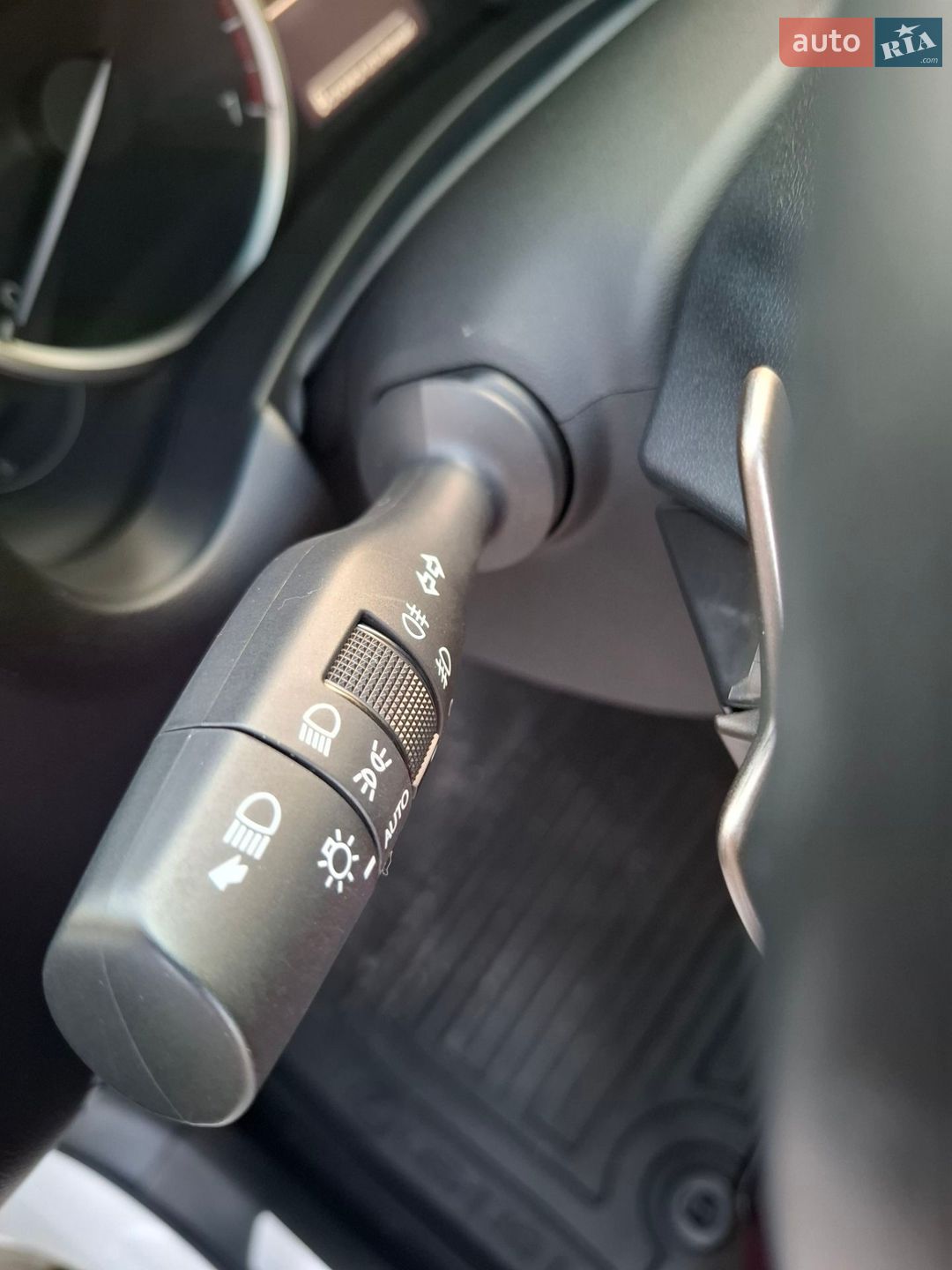 Lexus NX 2019 VIN JTJBERBZ802049491 фото оголошення 2 з 20