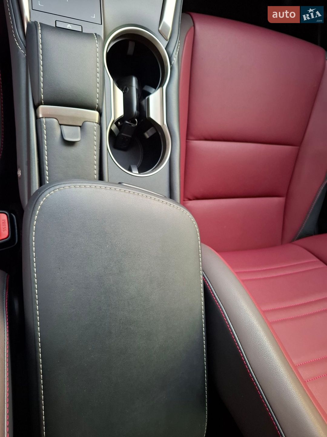 Lexus NX 2019 VIN JTJBERBZ802049491 фото оголошення 13 з 20