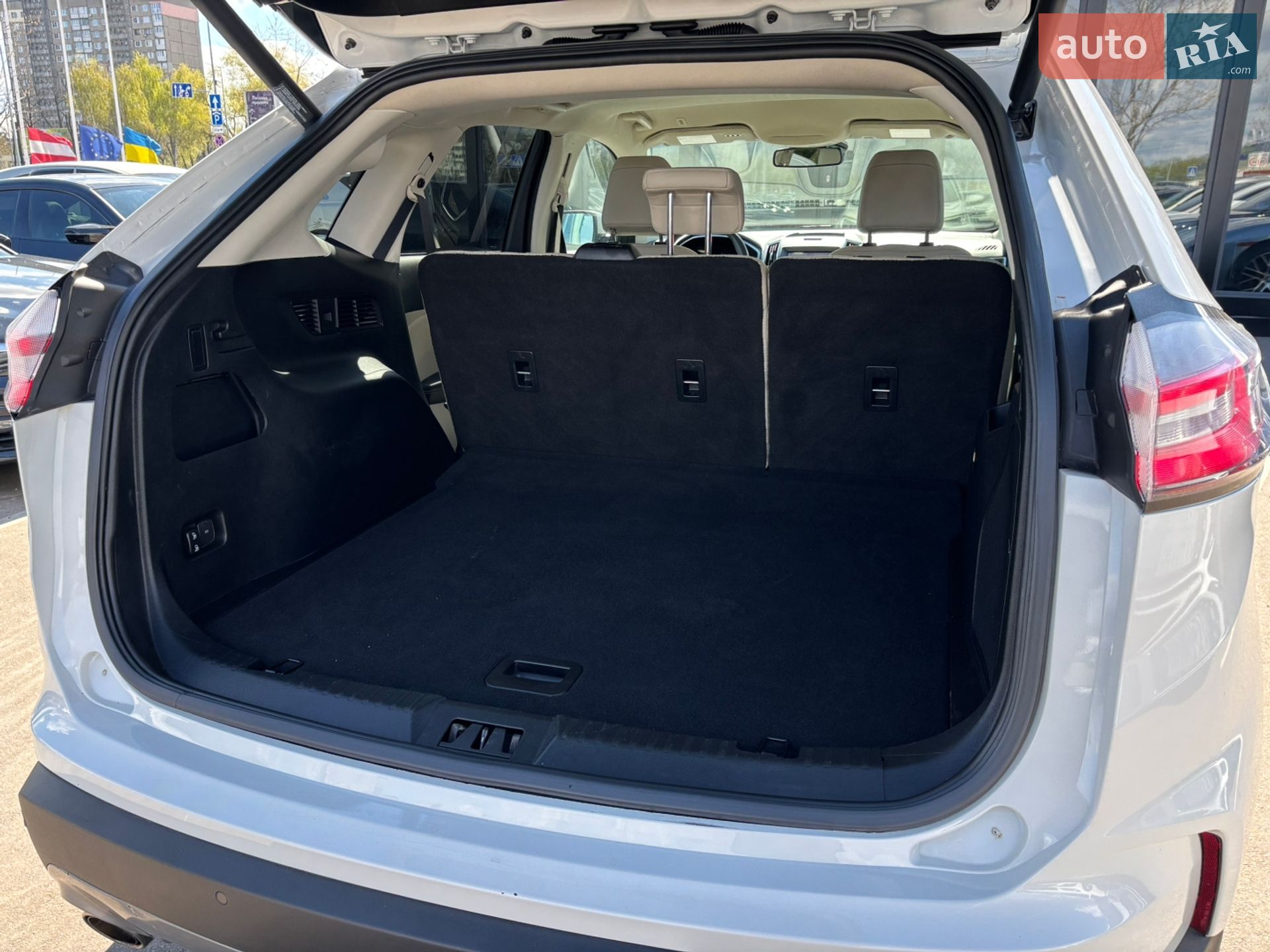 Ford Edge 2020 VIN 2FMPK3K99LBB28614 фото оголошення 46 з 57