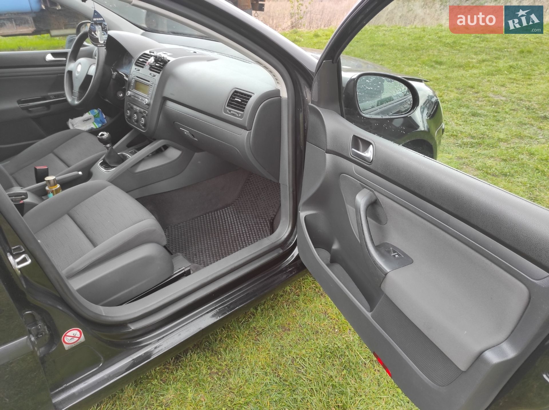 Volkswagen Golf 2005 VIN WVWZZZ1KZ6W081587 фото оголошення 17 з 27