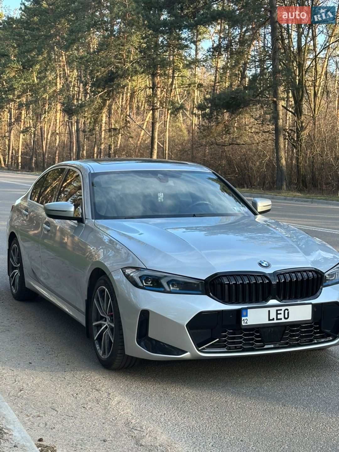 BMW 3 Series 2019 VIN WBA5R7C52KFH27927 фото оголошення 10 з 47