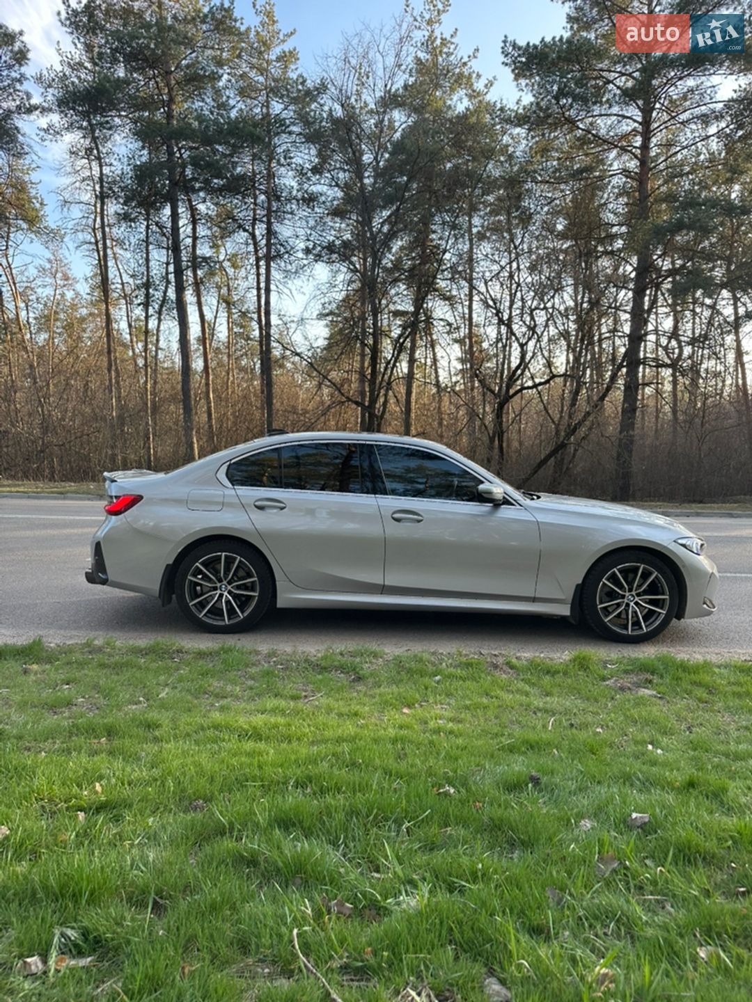 BMW 3 Series 2019 VIN WBA5R7C52KFH27927 фото оголошення 29 з 47