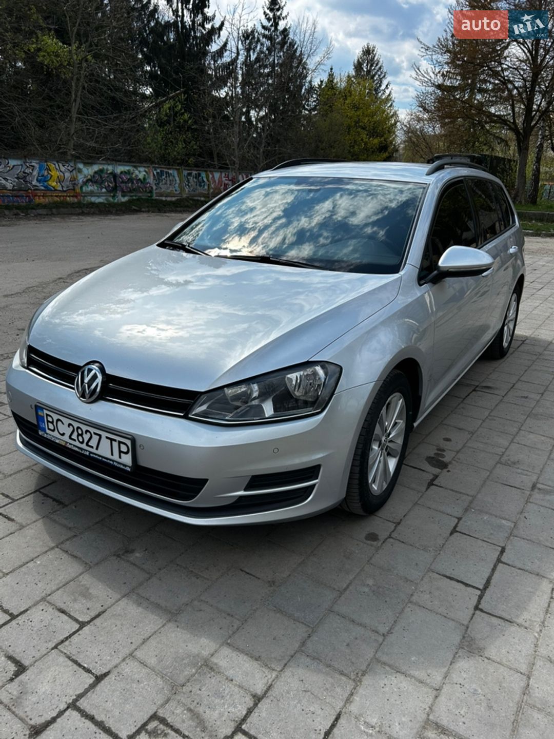 Volkswagen Golf 2016 VIN WVWZZZAUZHP534383 фото оголошення 2 з 16