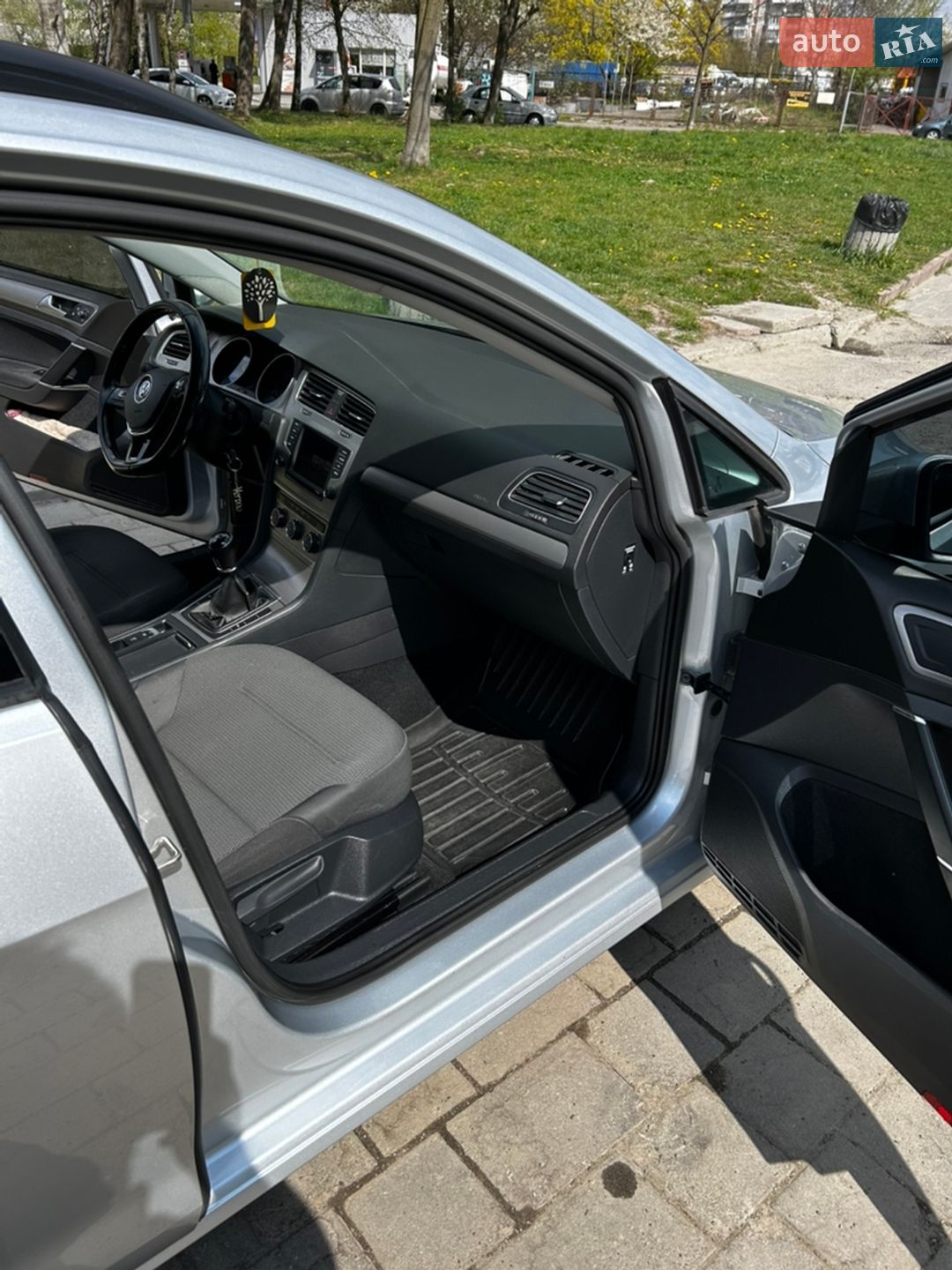 Volkswagen Golf 2016 VIN WVWZZZAUZHP534383 фото оголошення 11 з 16