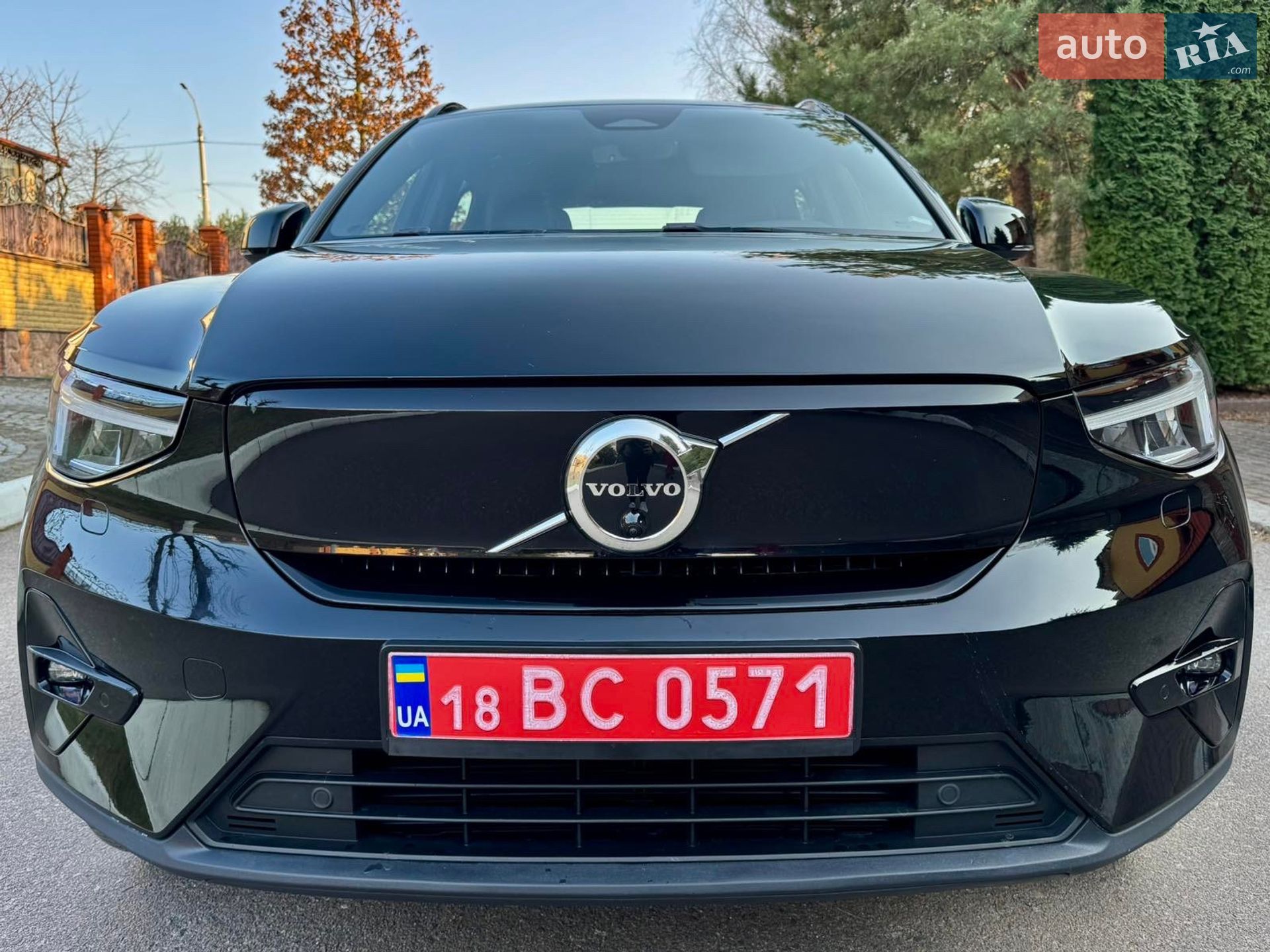 Volvo XC40 Recharge 2022 VIN YV1XZEFV0P2985543 фото оголошення 5 з 40