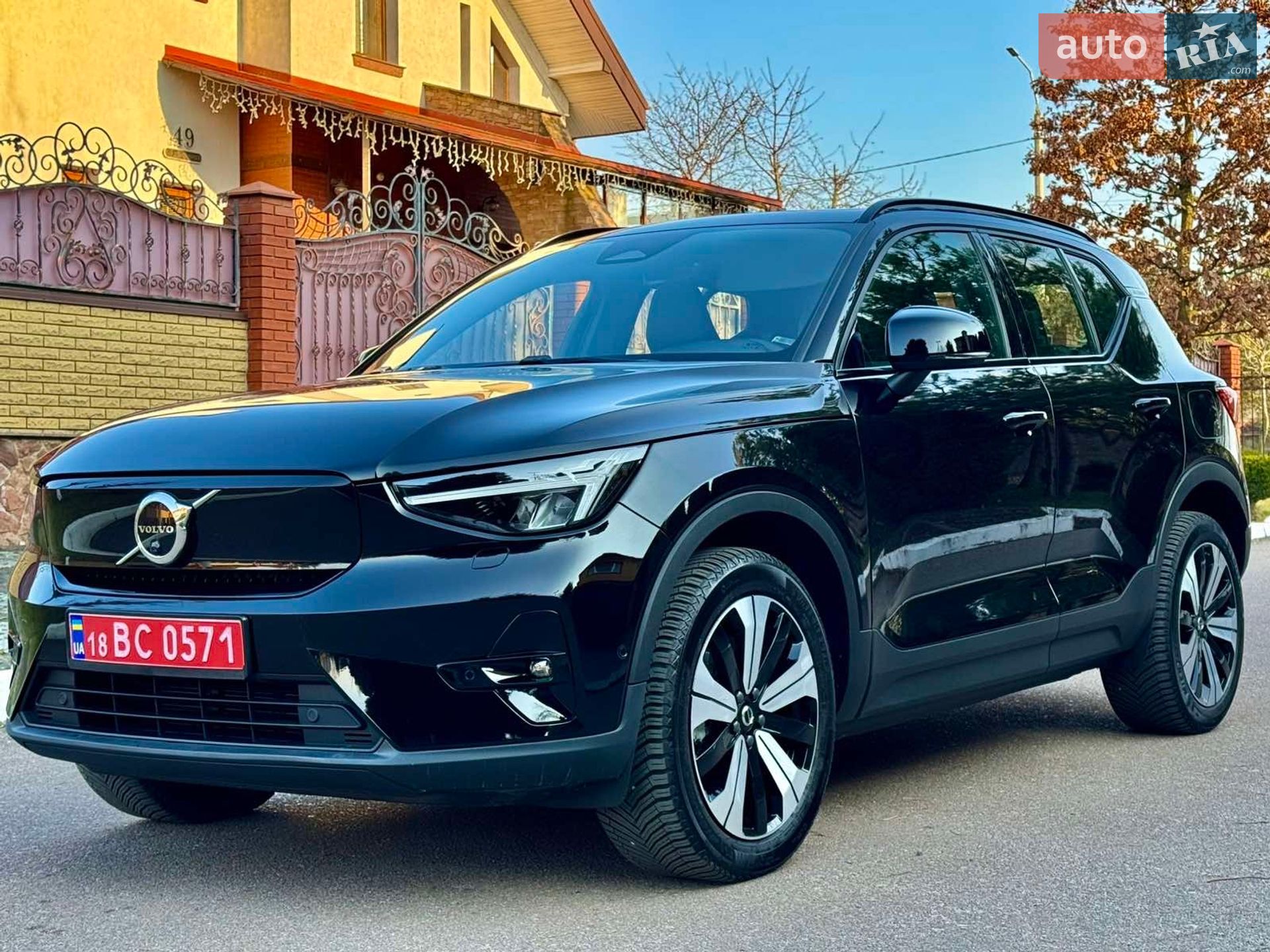 Volvo XC40 Recharge 2022 VIN YV1XZEFV0P2985543 фото оголошення 6 з 40