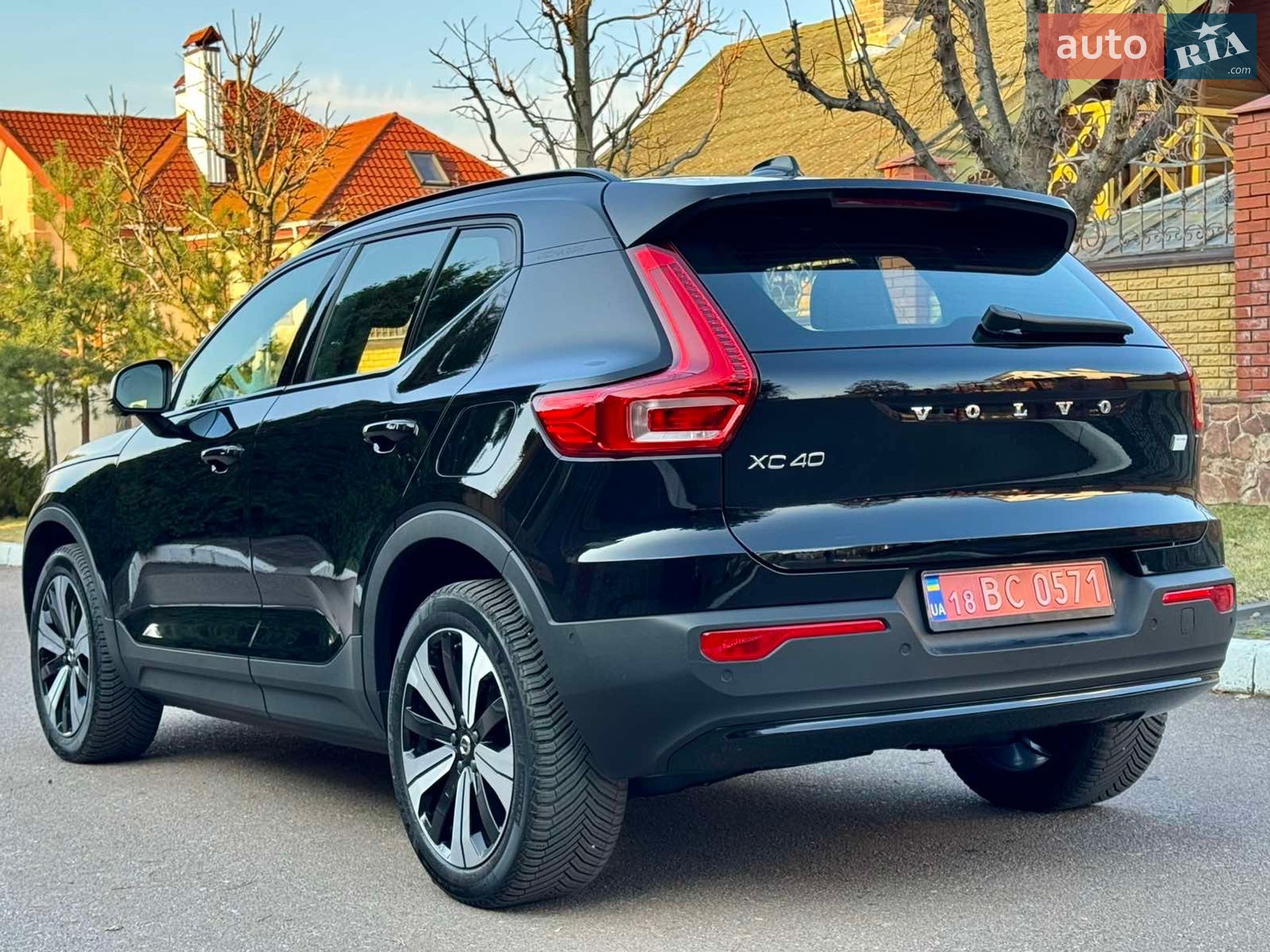 Volvo XC40 Recharge 2022 VIN YV1XZEFV0P2985543 фото оголошення 11 з 40