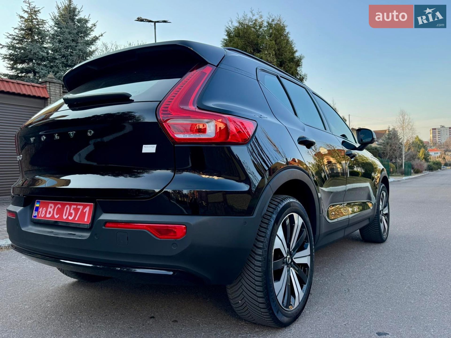 Volvo XC40 Recharge 2022 VIN YV1XZEFV0P2985543 фото оголошення 12 з 40