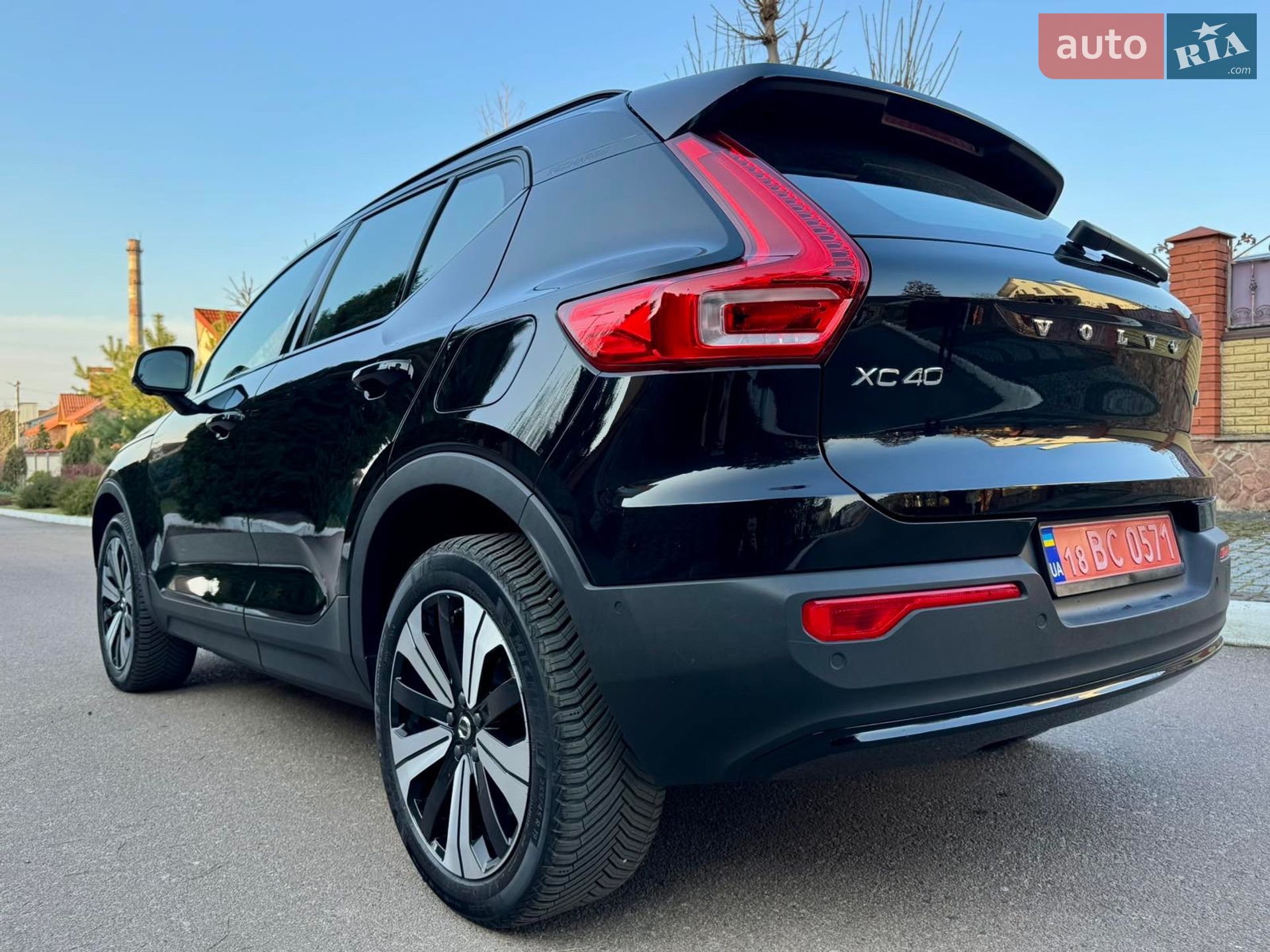 Volvo XC40 Recharge 2022 VIN YV1XZEFV0P2985543 фото оголошення 18 з 40