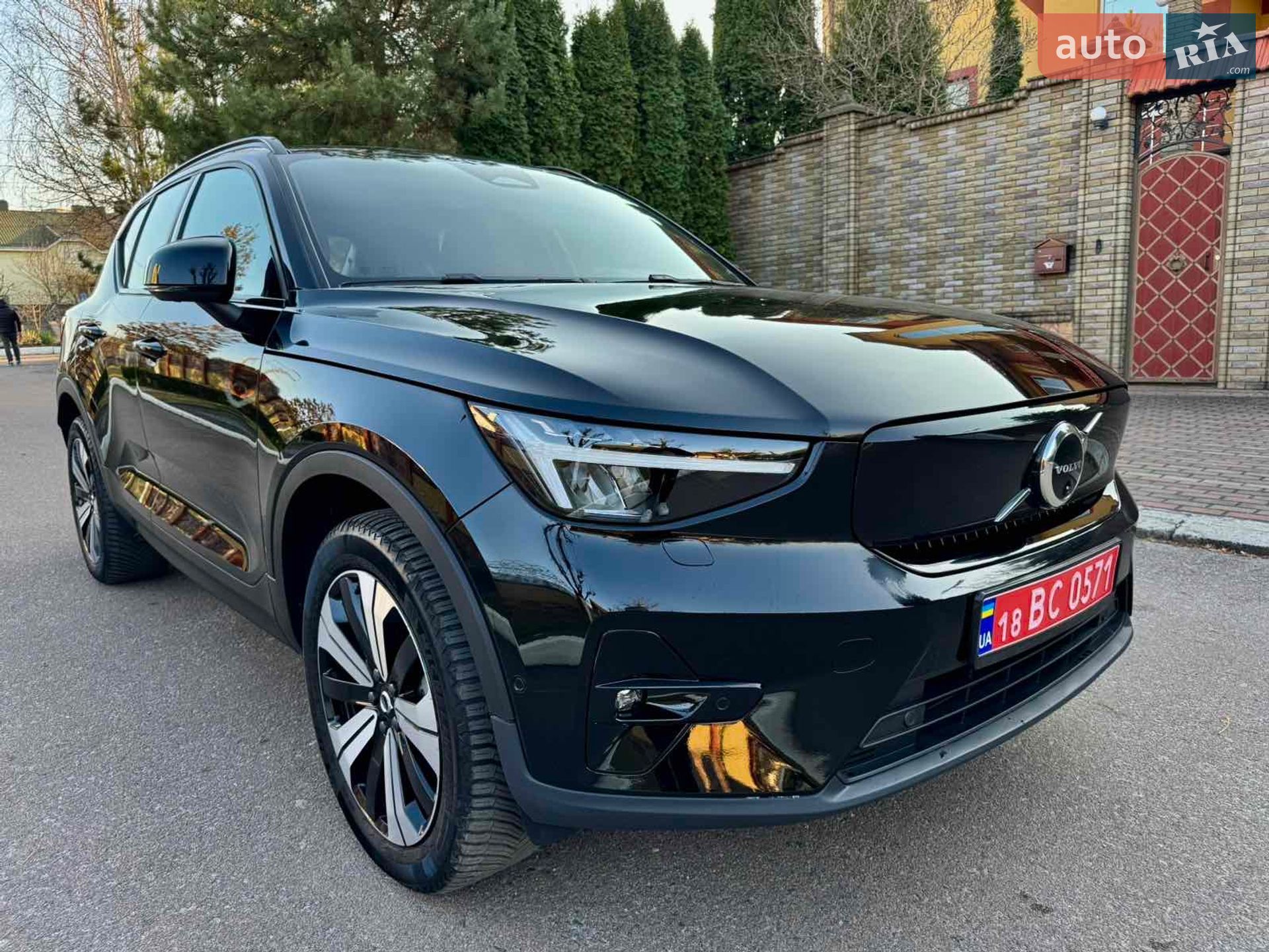 Volvo XC40 Recharge 2022 VIN YV1XZEFV0P2985543 фото оголошення 19 з 40