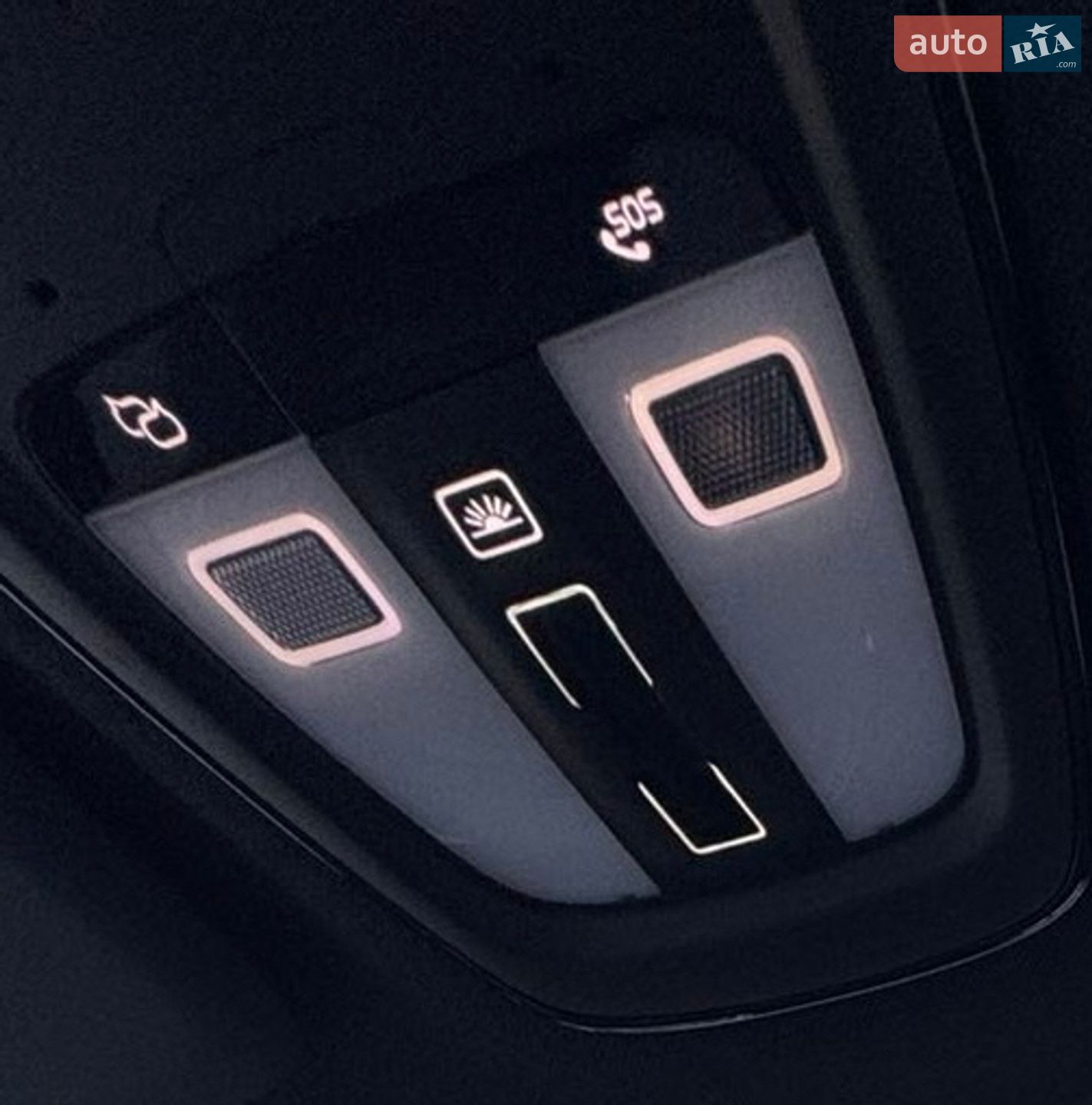 Volvo XC40 Recharge 2022 VIN YV1XZEFV0P2985543 фото оголошення 25 з 40
