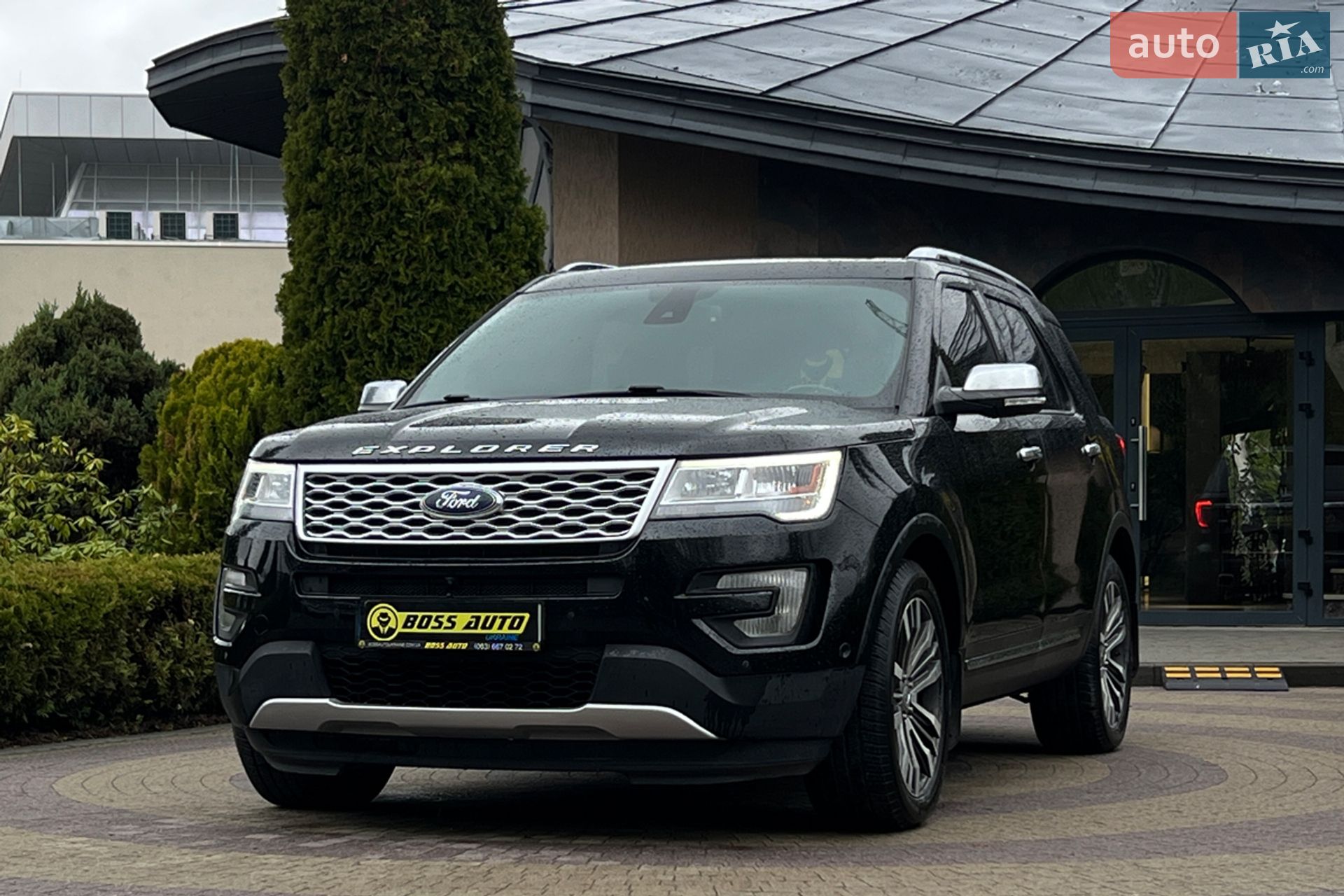 Ford Explorer 2017 VIN 1FM5K8HT7HGC21316 фото оголошення 3 з 30