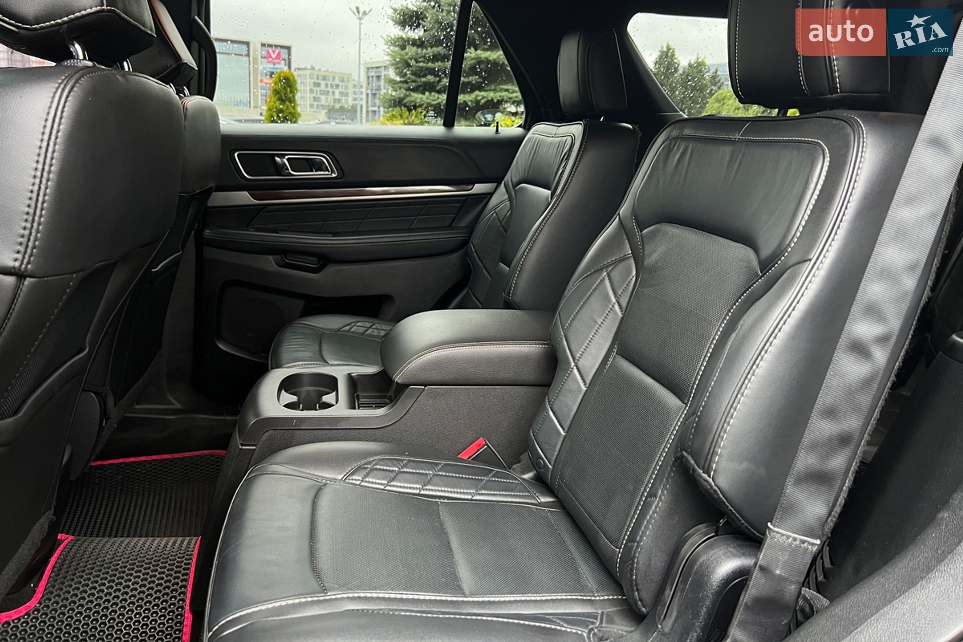 Ford Explorer 2017 VIN 1FM5K8HT7HGC21316 фото оголошення 26 з 30