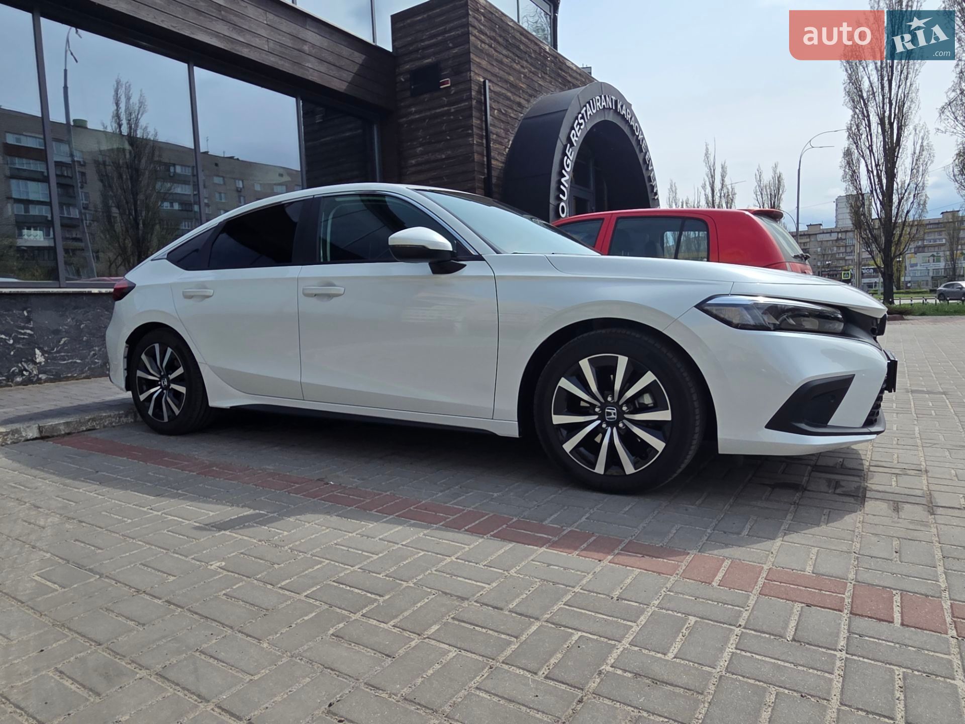 Honda Civic 2023 VIN JHMFL4830RX203210 фото оголошення 6 з 26
