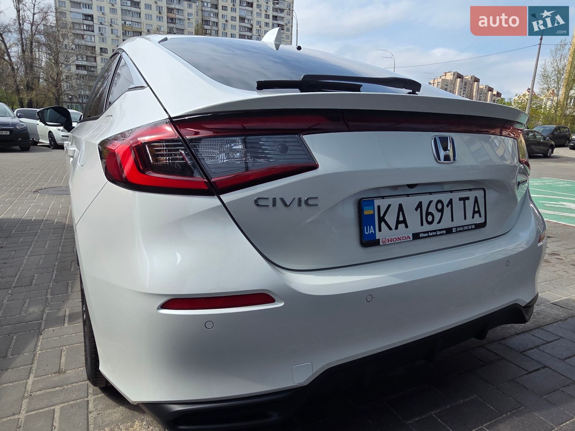 Honda Civic 2023 VIN JHMFL4830RX203210 фото оголошення 7 з 26