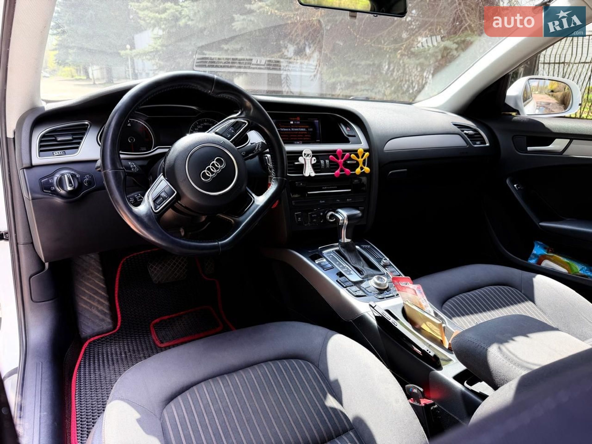 Audi A4 2014 VIN WAUZZZ8K0FA015993 фото оголошення 7 з 19