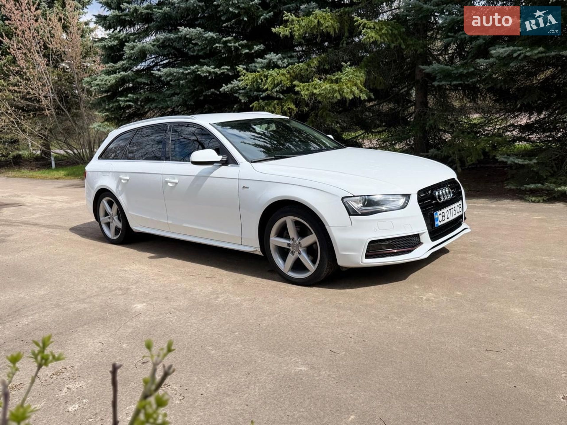 Audi A4 2014 VIN WAUZZZ8K0FA015993 фото оголошення 17 з 19