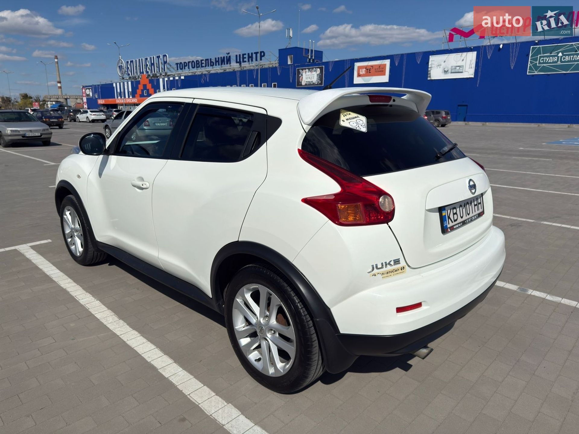 Nissan Juke 2012 VIN SJNFANF15U6181865 фото оголошення 5 з 18