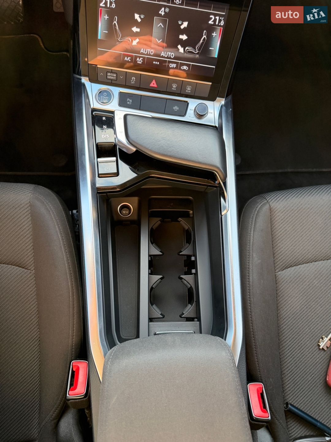 Audi e-tron Sportback 2020 VIN WAUZZZGEXMB002879 фото оголошення 9 з 21