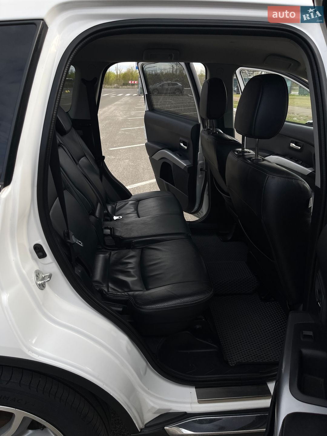 Citroen C-Crosser 2012 VIN VF7VV4HK8CU904893 фото оголошення 6 з 24