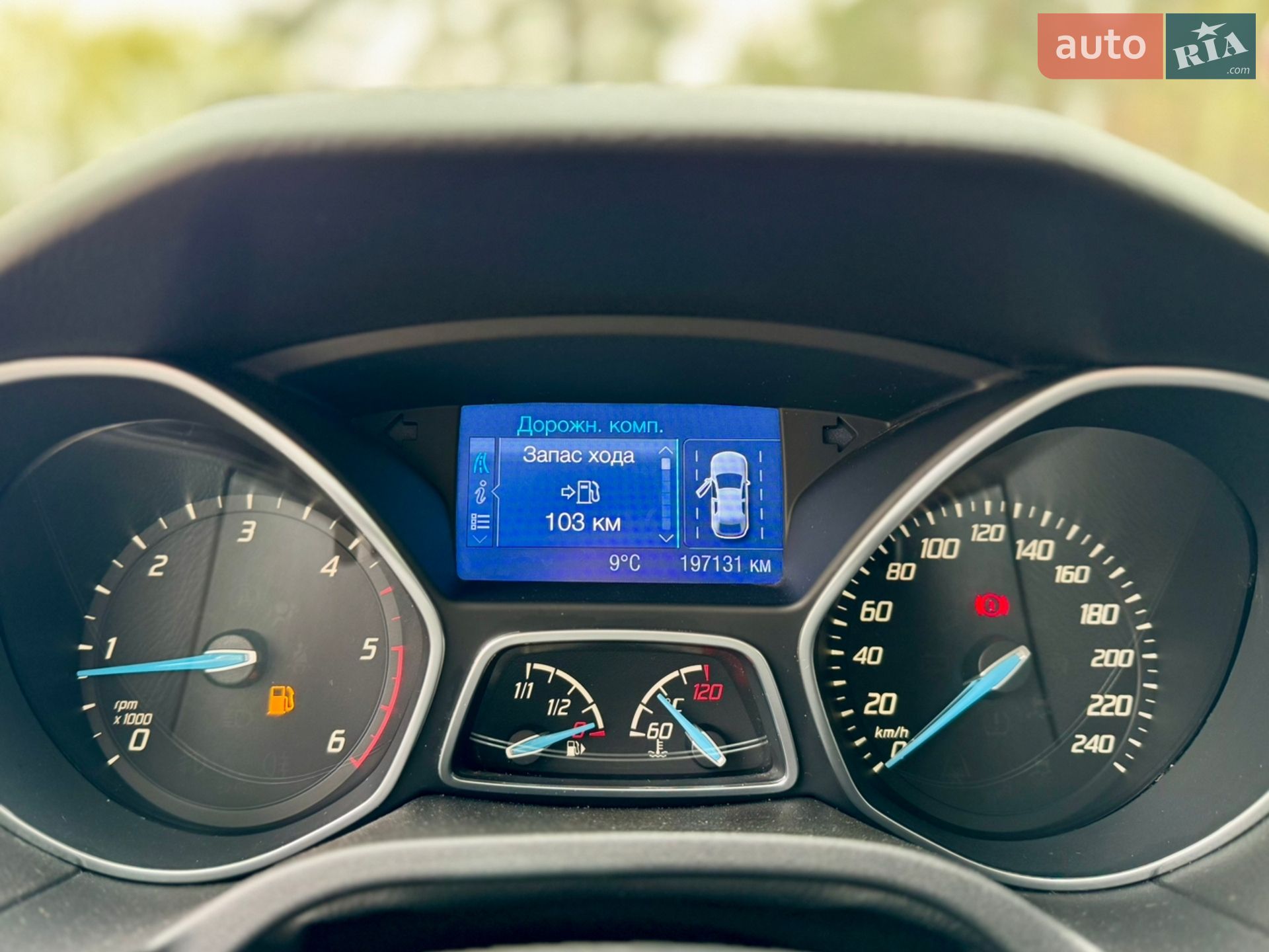 Ford Focus 2013 VIN WF0LXXGCBLDM17484 фото оголошення 17 з 25