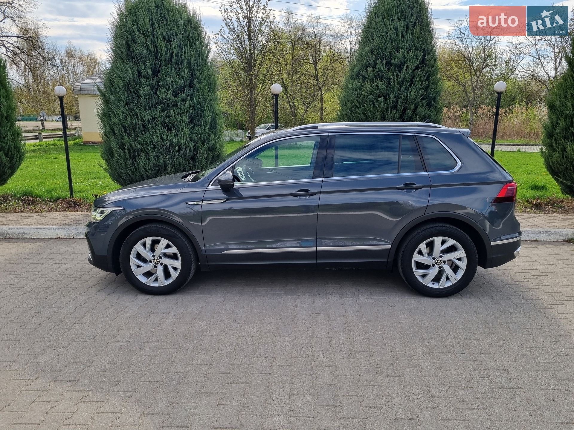 Volkswagen Tiguan 2021 VIN WVGZZZ5NZMW048915 фото оголошення 7 з 49
