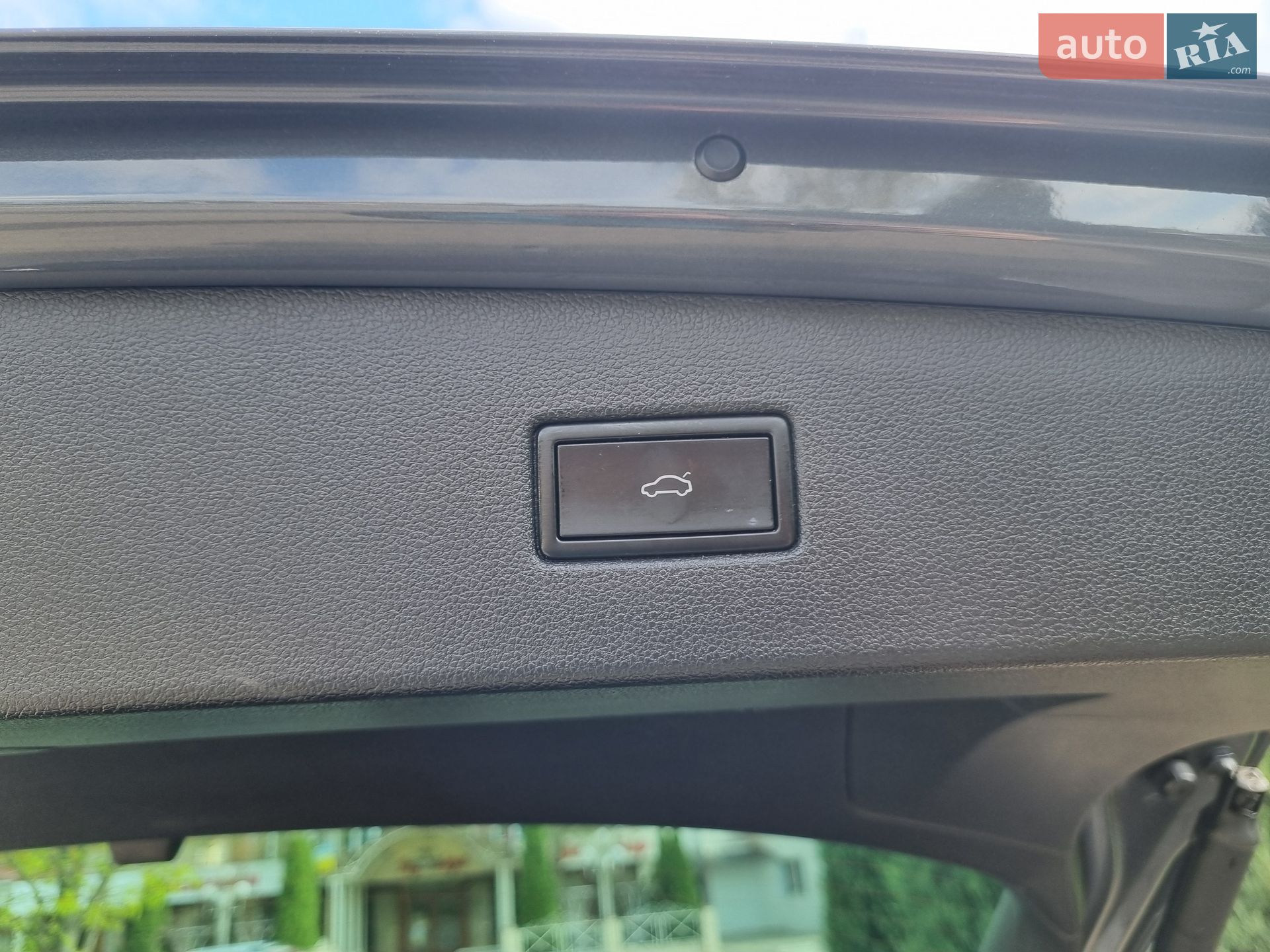 Volkswagen Tiguan 2021 VIN WVGZZZ5NZMW048915 фото оголошення 13 з 49