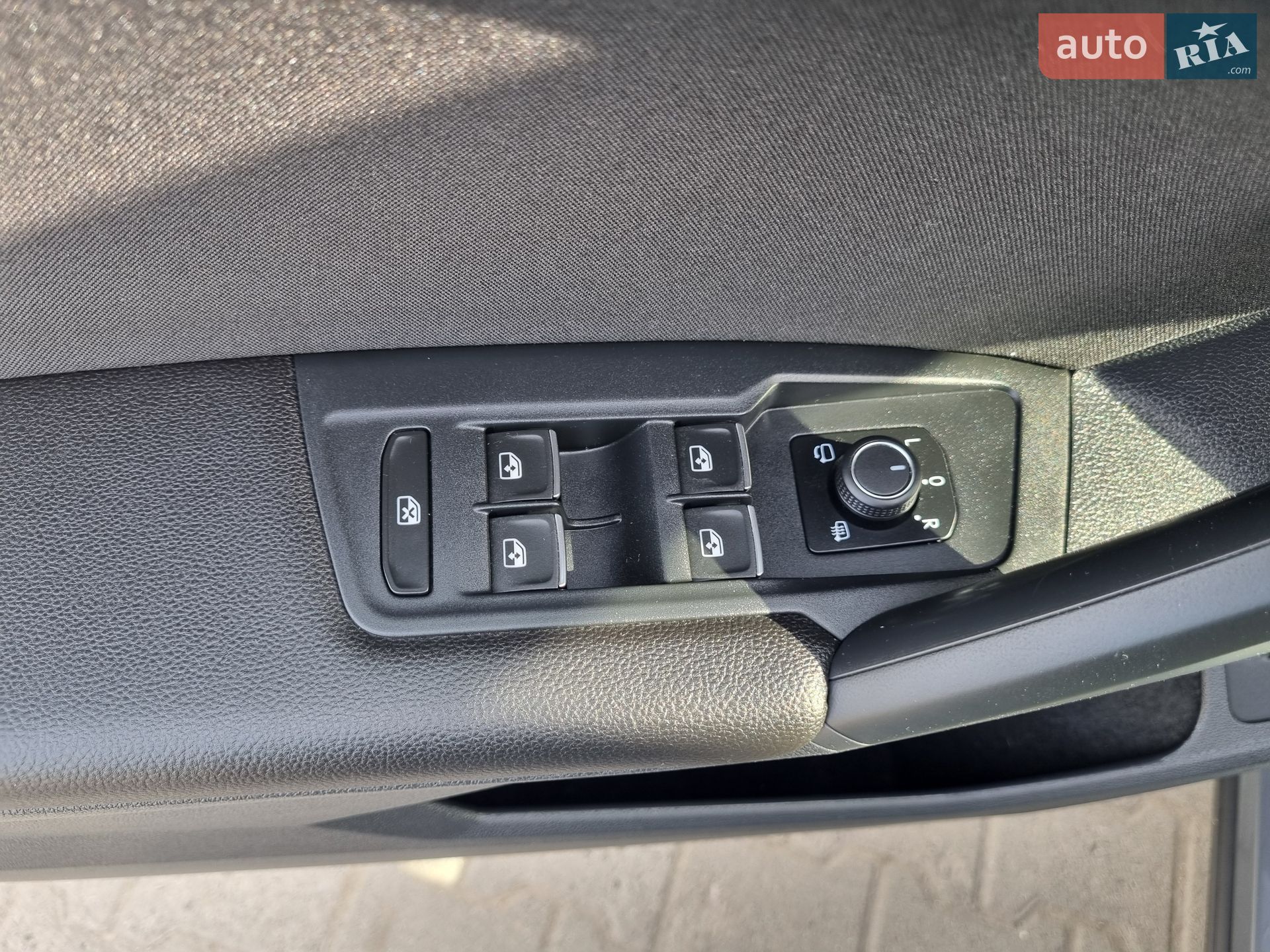 Volkswagen Tiguan 2021 VIN WVGZZZ5NZMW048915 фото оголошення 21 з 49